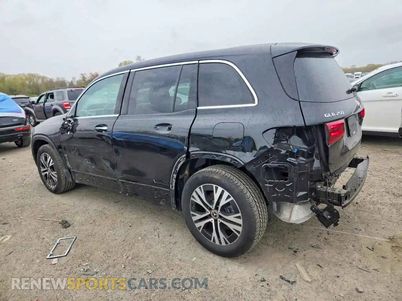 2 Photograph of a damaged car W1N4M4HB2SW422265 MERCEDES-BENZ GLB-CLASS 2025