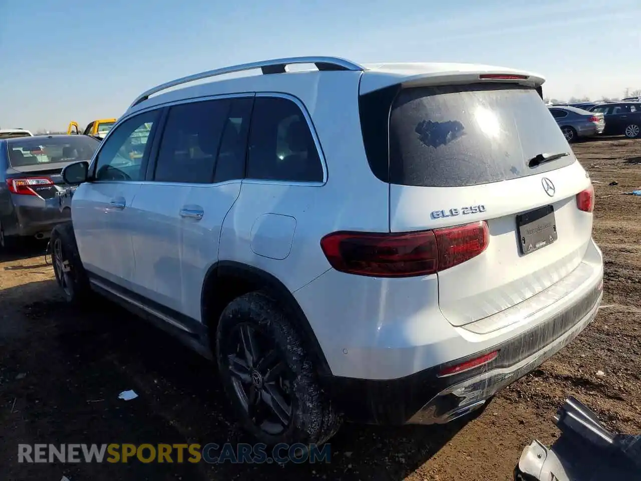 2 Photograph of a damaged car W1N4M4HB7SW435464 MERCEDES-BENZ GLB-CLASS 2025