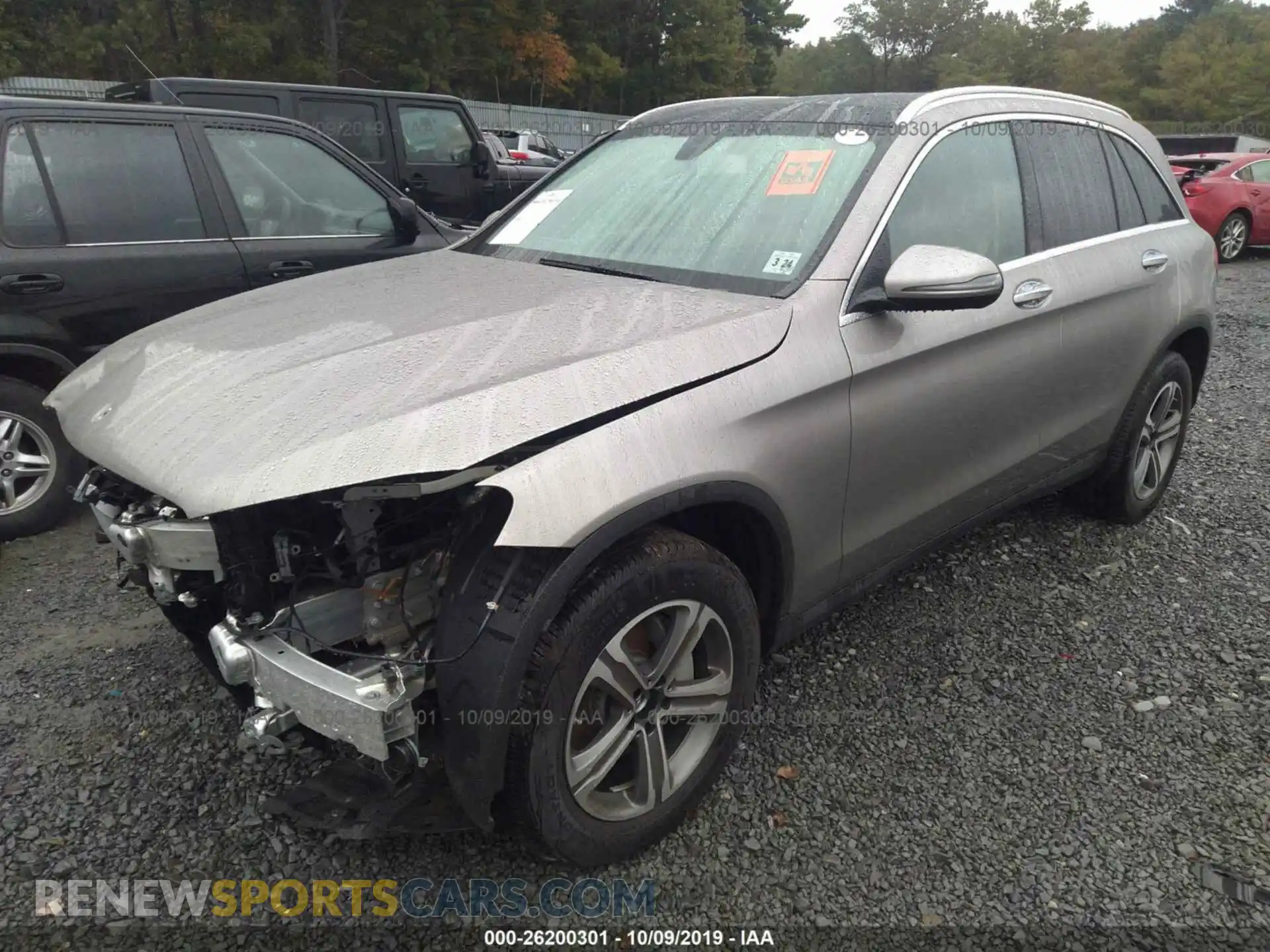 2 Photograph of a damaged car WDC0G4KB1KF601557 MERCEDES-BENZ GLC 2019