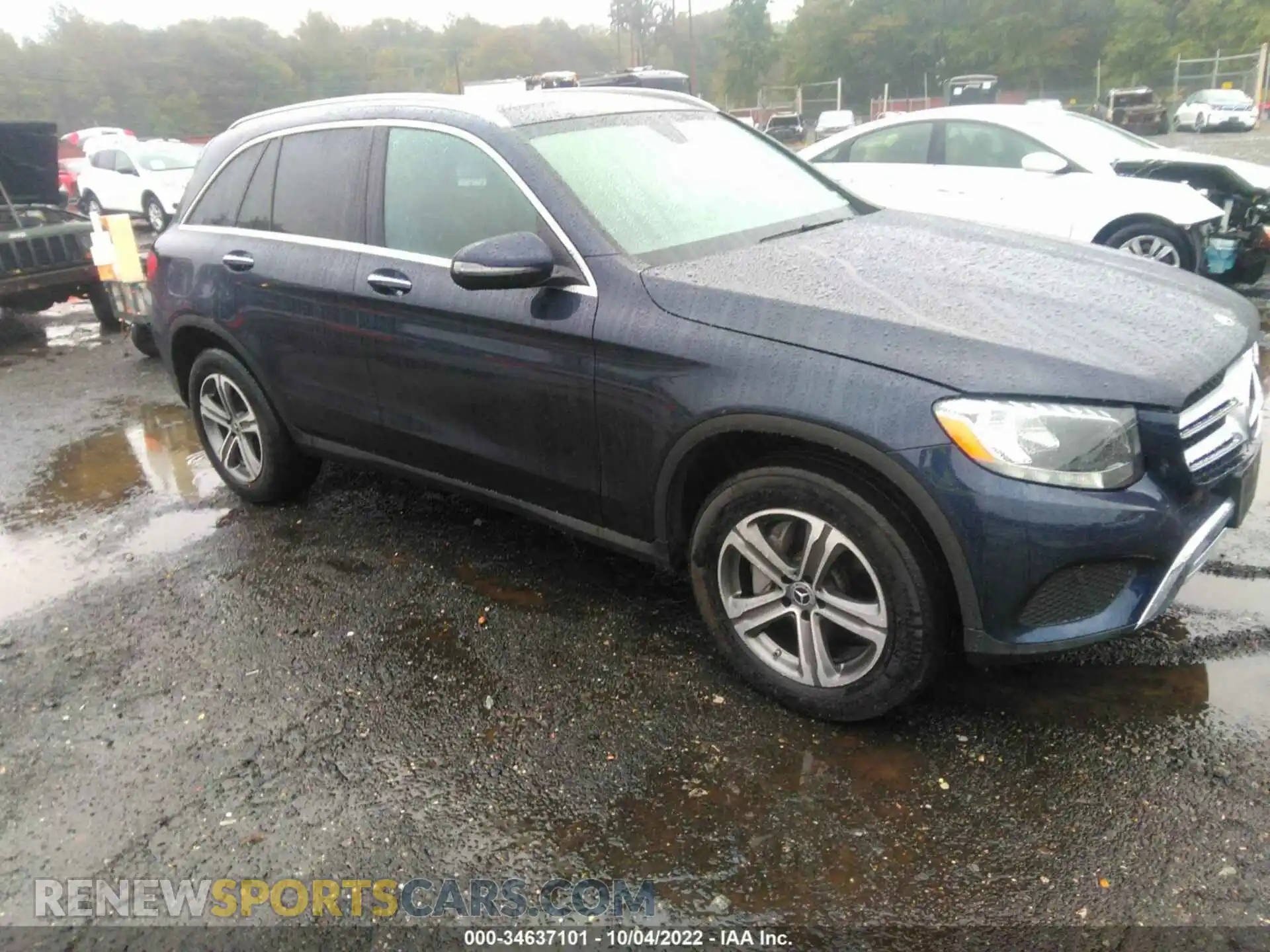 1 Photograph of a damaged car WDC0G4KB1KF633389 MERCEDES-BENZ GLC 2019