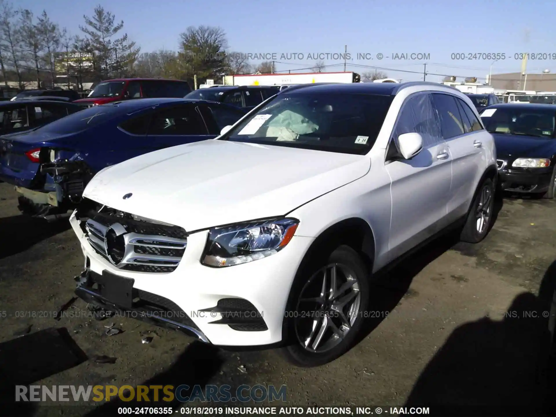 2 Photograph of a damaged car WDC0G4KB4KF551298 MERCEDES-BENZ GLC 2019