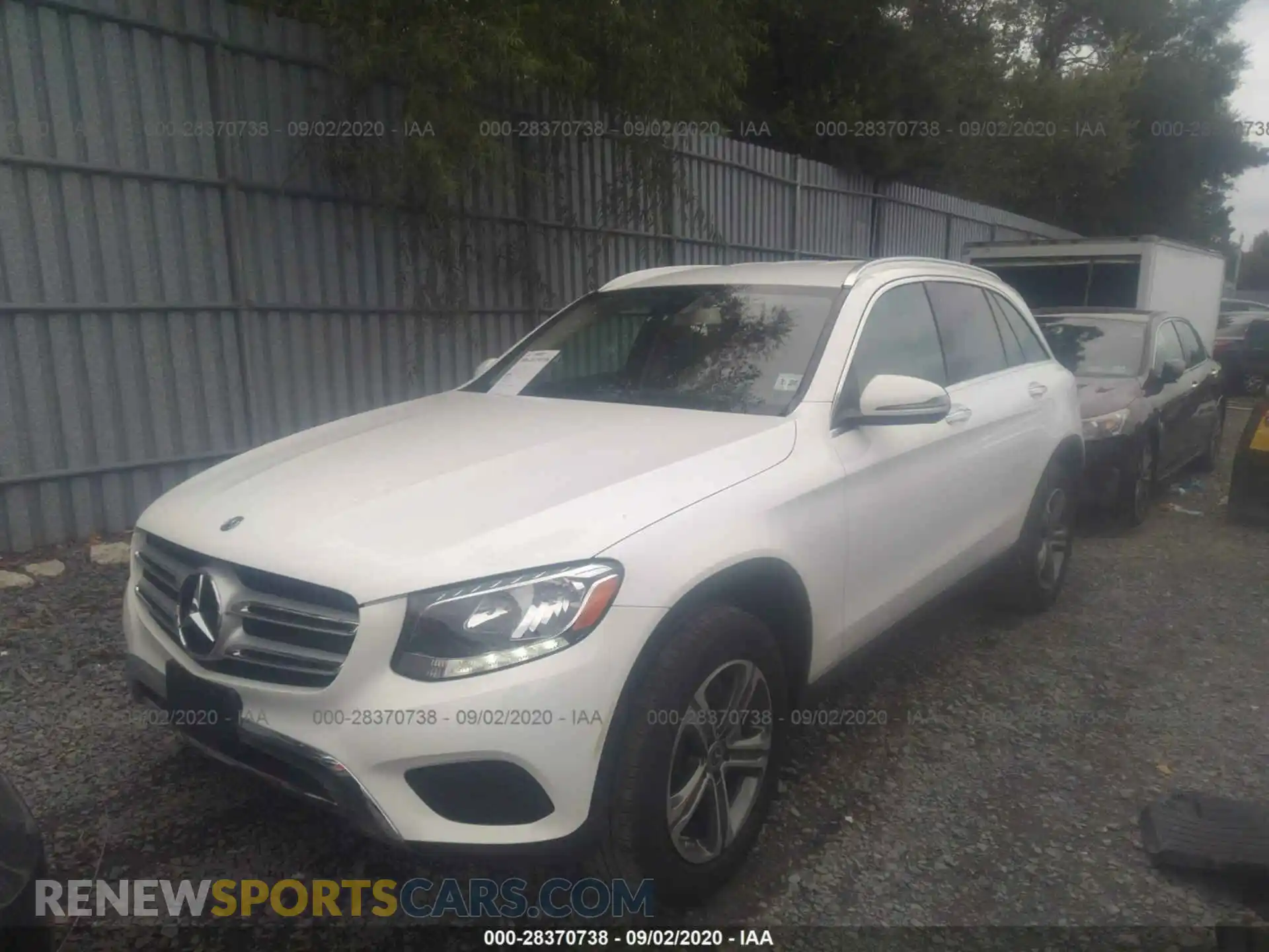 2 Photograph of a damaged car WDC0G4KB4KF559529 MERCEDES-BENZ GLC 2019