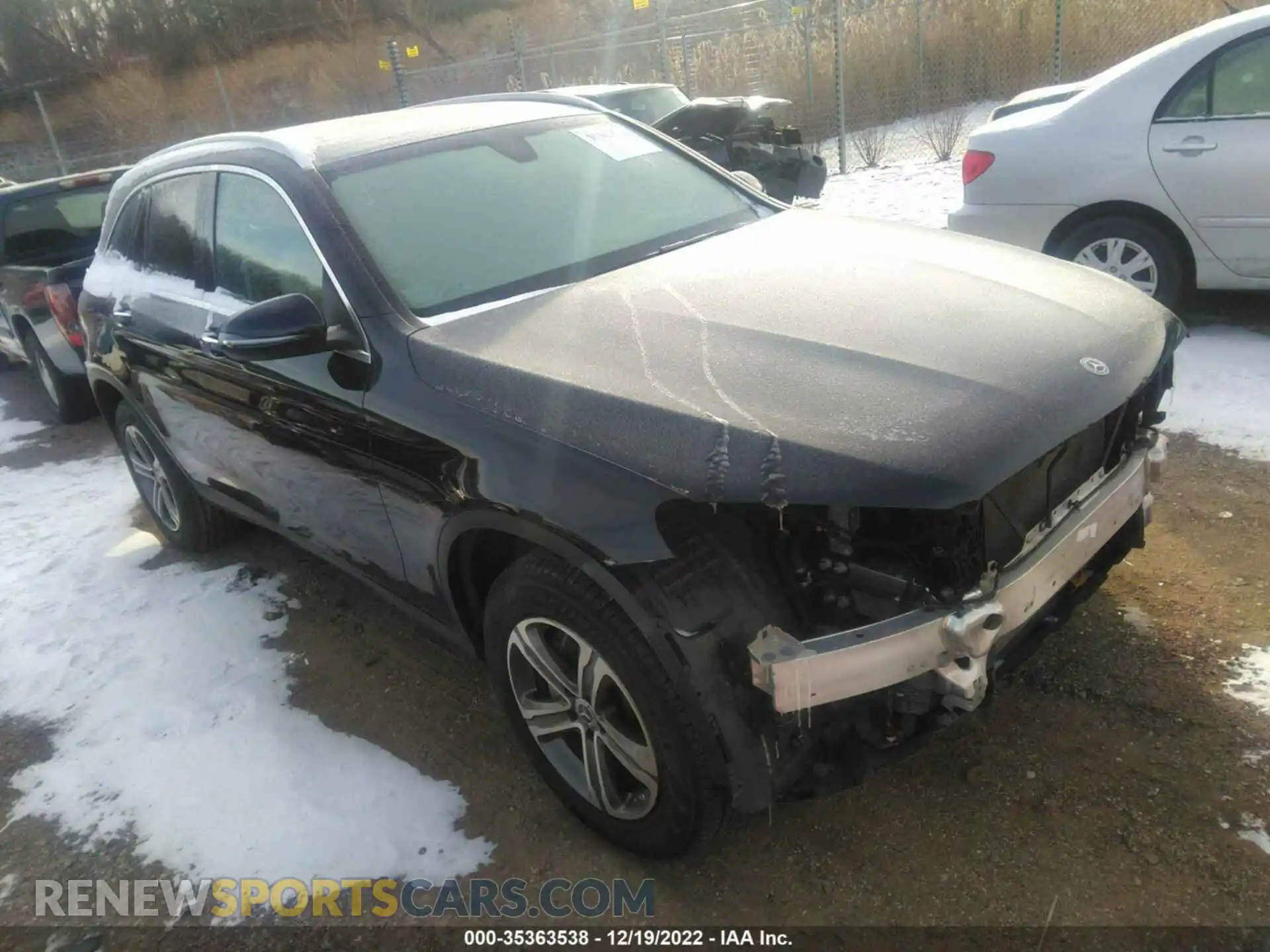 1 Фотография поврежденного автомобиля WDC0G4KB4KV148993 MERCEDES-BENZ GLC 2019