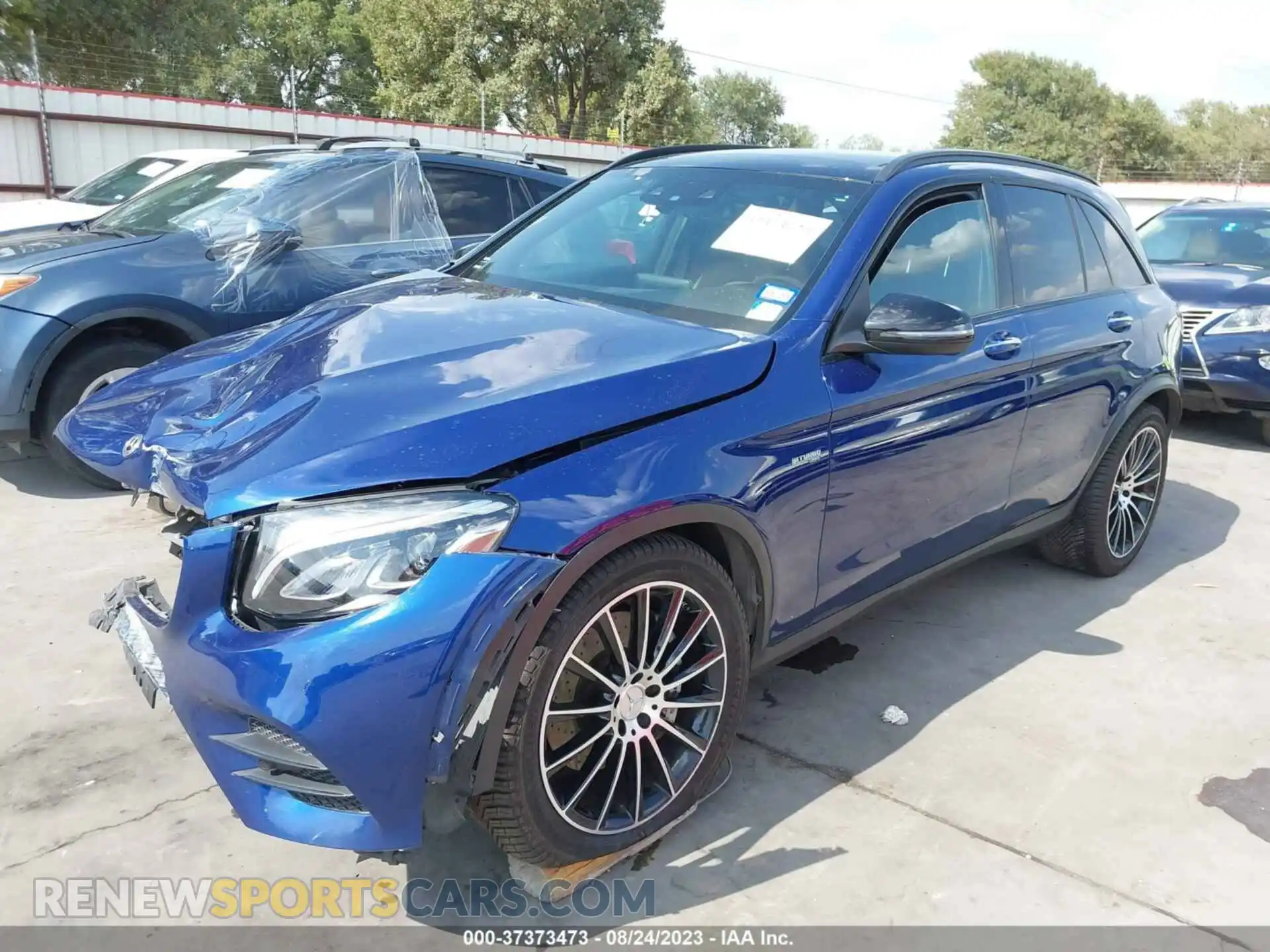 2 Фотография поврежденного автомобиля WDC0G6EB3KF534824 MERCEDES-BENZ GLC 2019