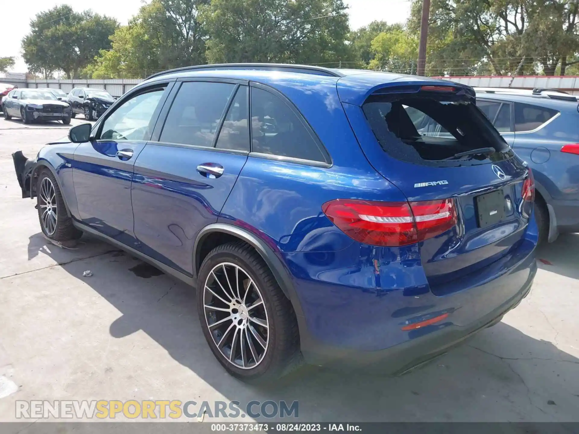 3 Фотография поврежденного автомобиля WDC0G6EB3KF534824 MERCEDES-BENZ GLC 2019