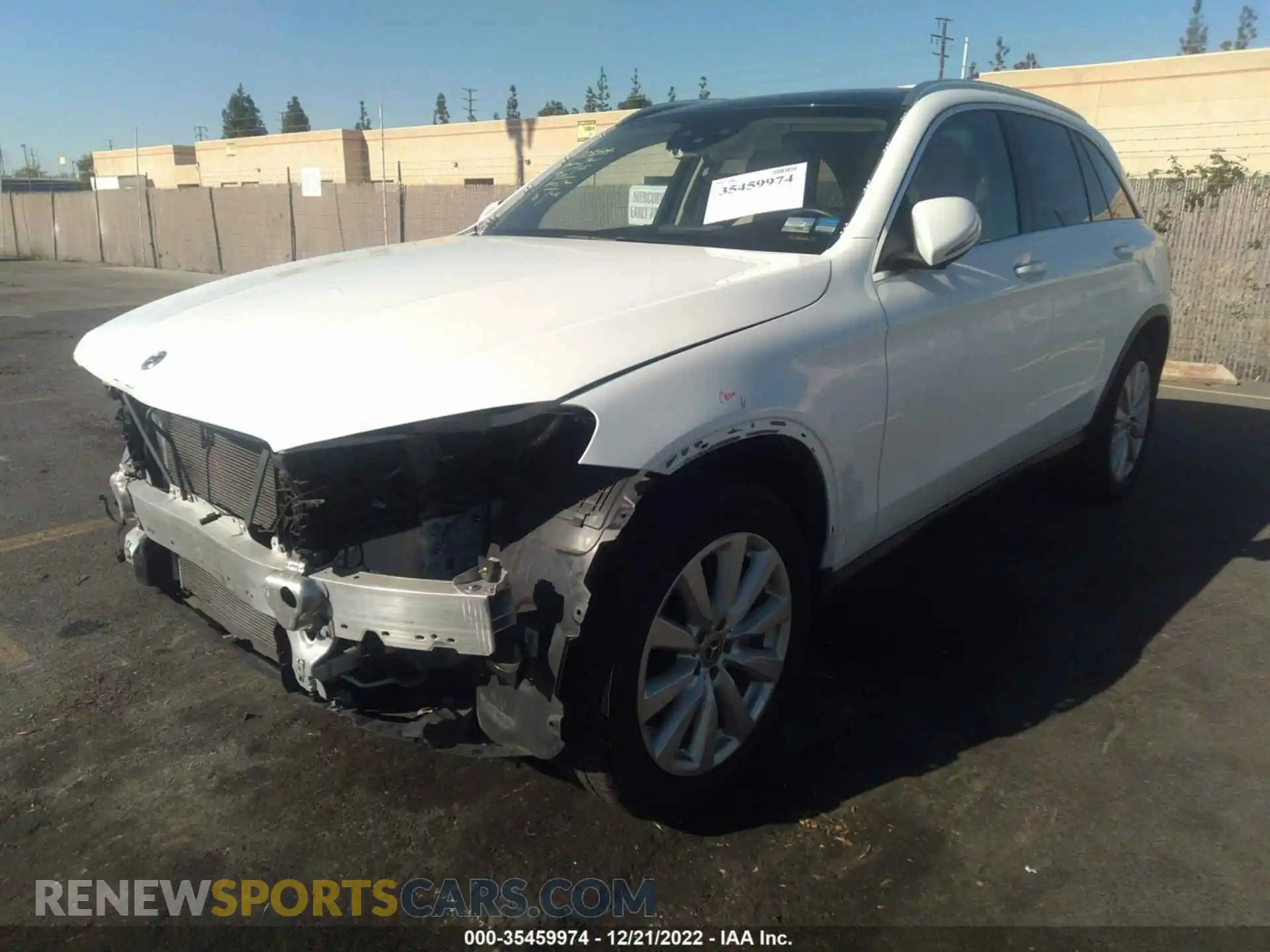 2 Photograph of a damaged car WDC0G8DB9LF736534 MERCEDES-BENZ GLC 2020