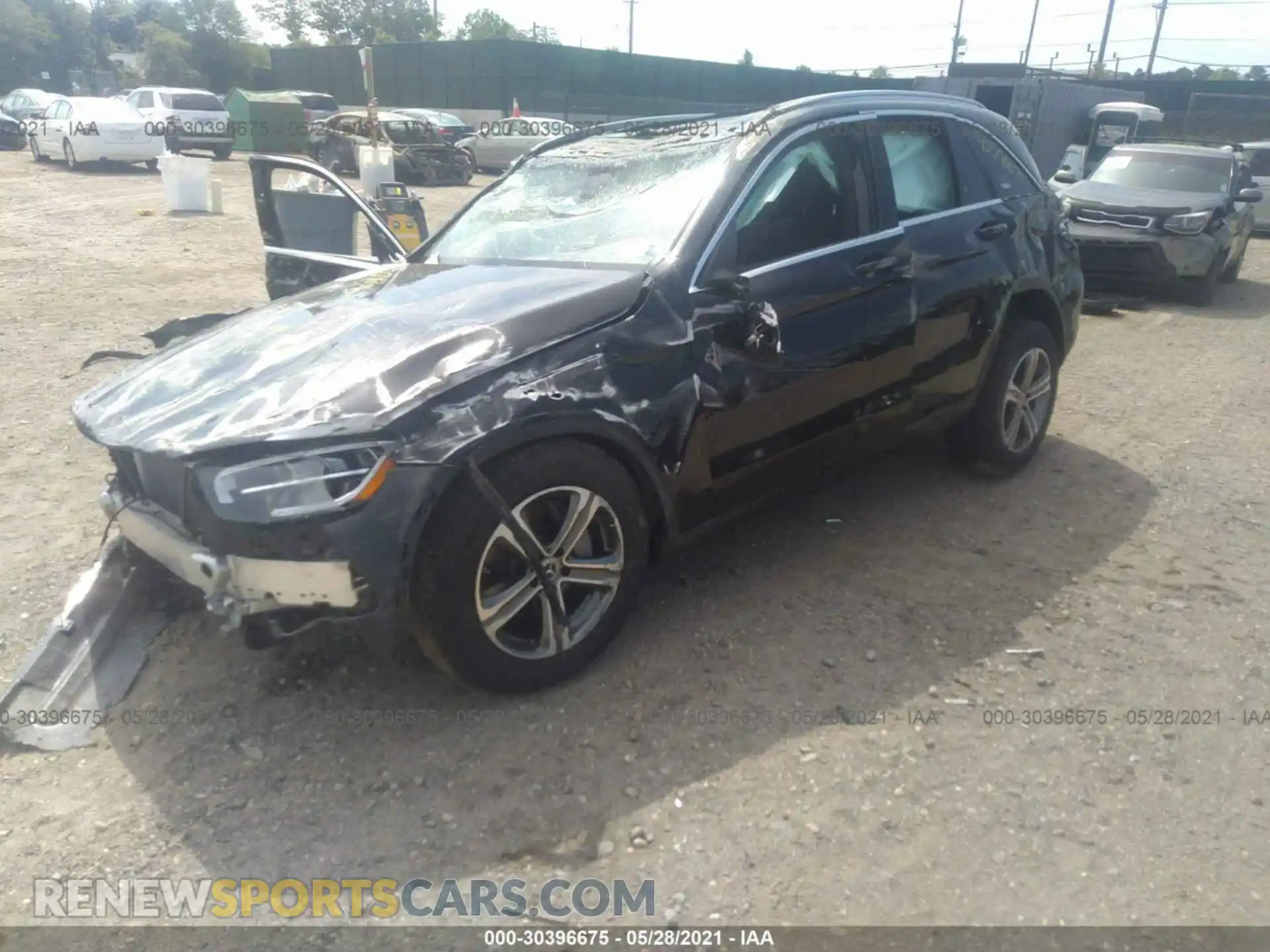 2 Фотография поврежденного автомобиля WDC0G8EB1LF721069 MERCEDES-BENZ GLC 2020