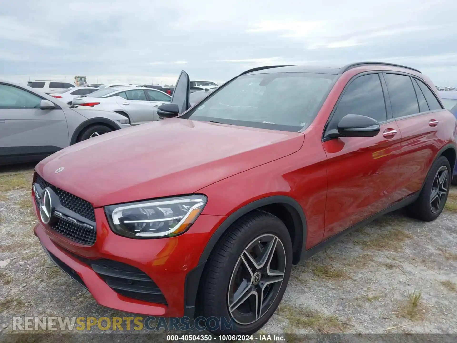 2 fotografías del automóvil dañado W1N0G8DB1MV322363 MERCEDES-BENZ GLC 2021