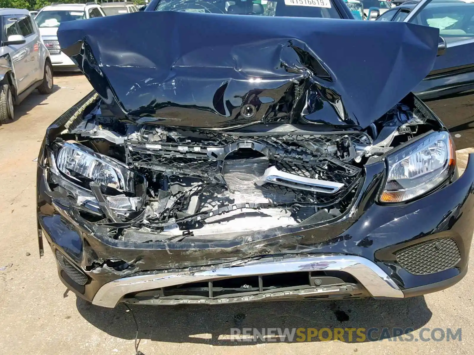 7 Photograph of a damaged car WDC0G4JB2KV132812 MERCEDES-BENZ GLC 300 2019