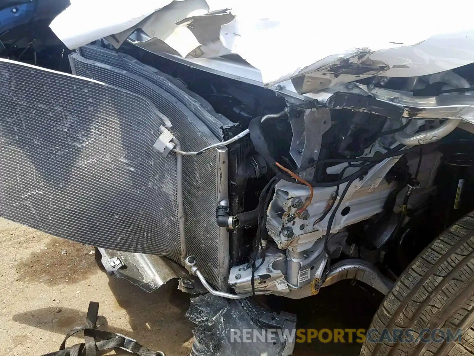 9 Photograph of a damaged car WDC0G4JB4KV180764 MERCEDES-BENZ GLC 300 2019