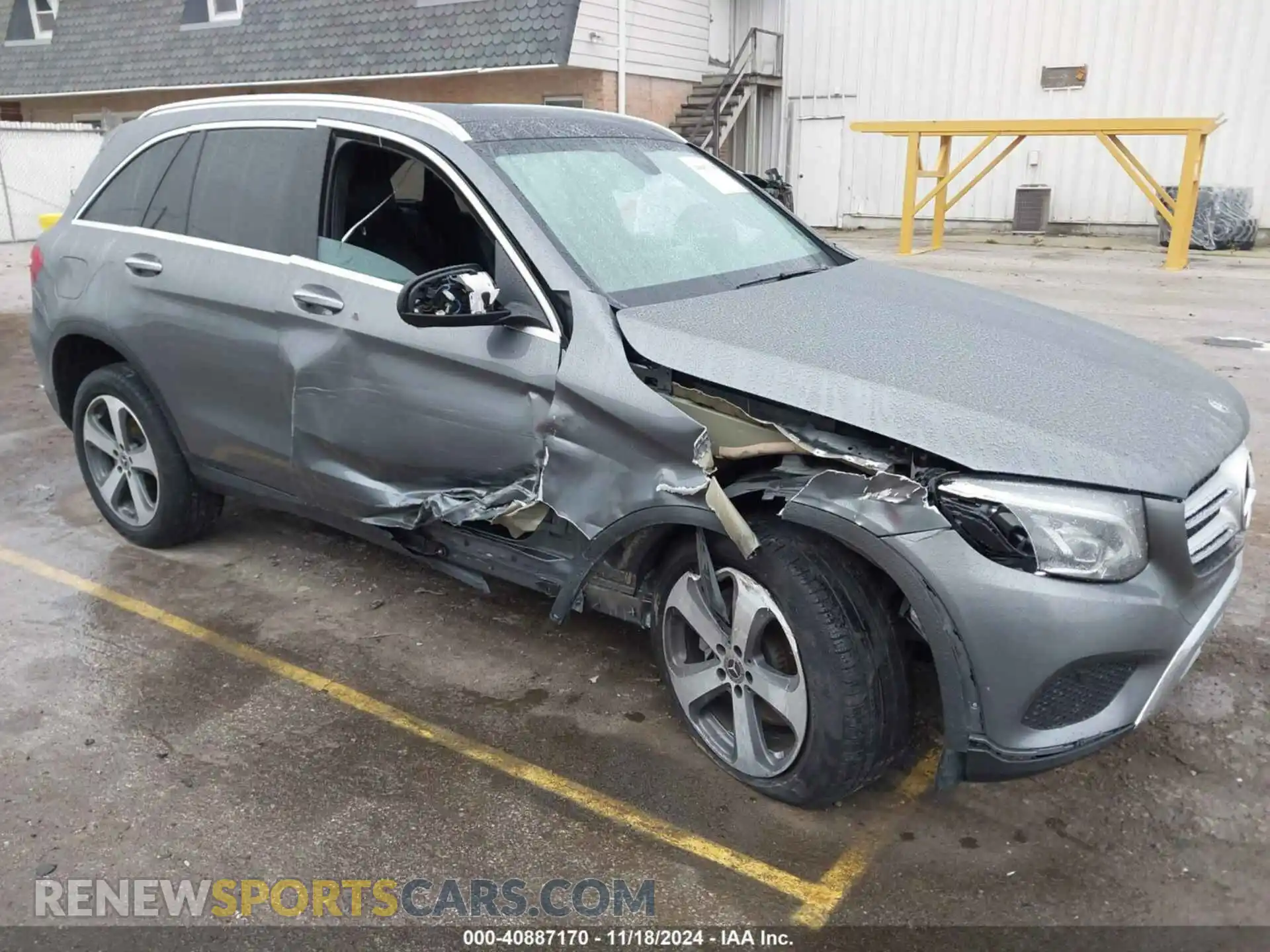 1 Photograph of a damaged car WDC0G4KB8KF588368 MERCEDES-BENZ GLC 300 2019