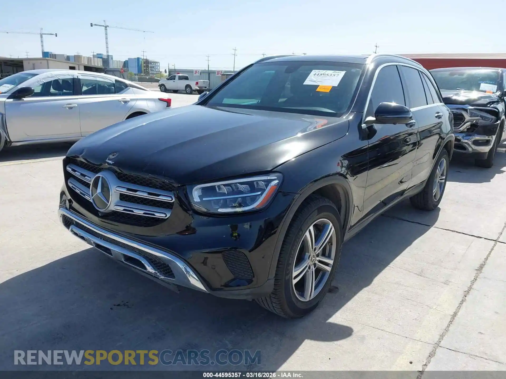 2 fotografías del automóvil dañado W1N0G8DB5MF894577 MERCEDES-BENZ GLC 300 2021
