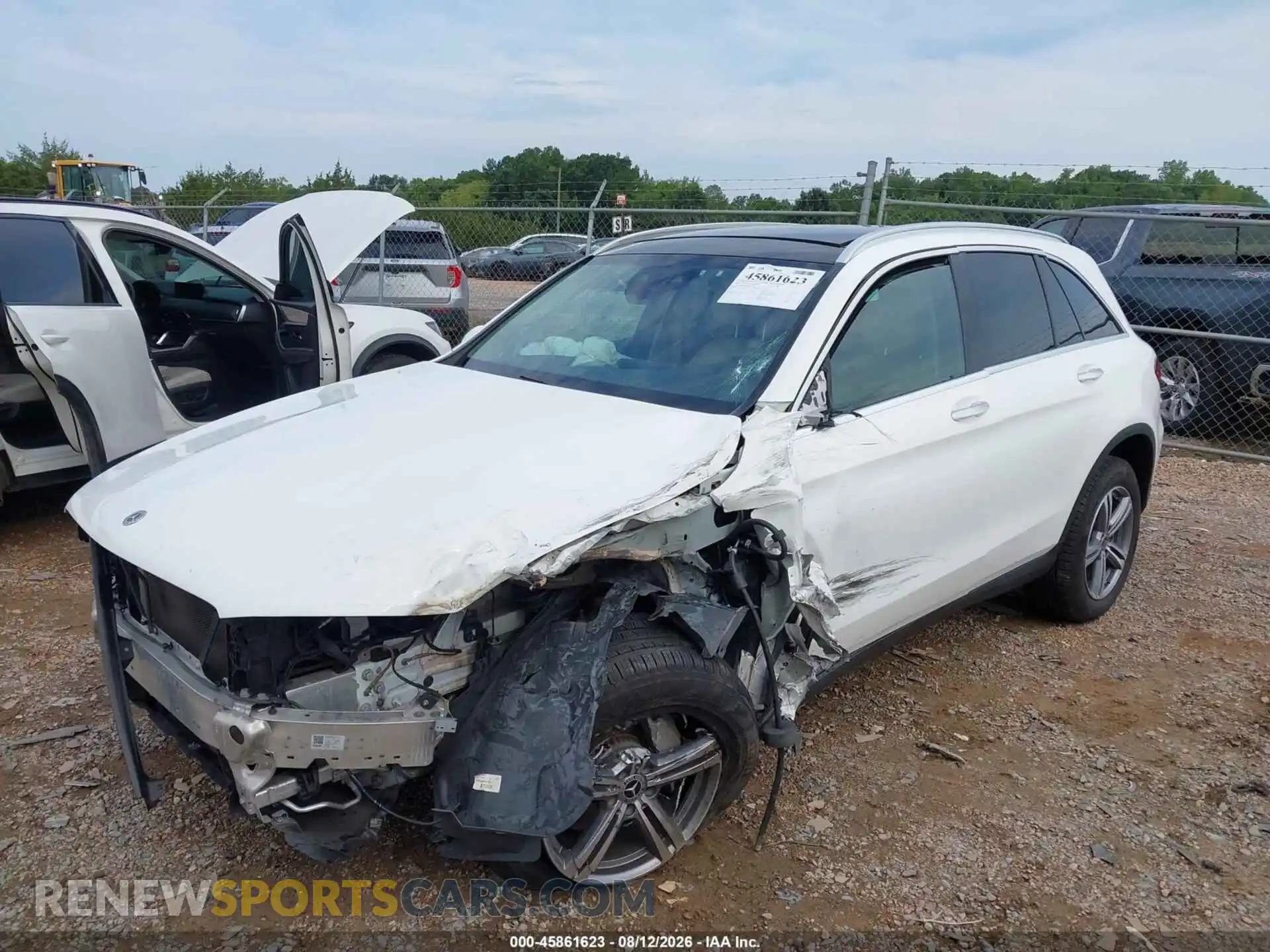 2 fotografías del automóvil dañado W1N0G8EB2MF963997 MERCEDES-BENZ GLC 300 2021