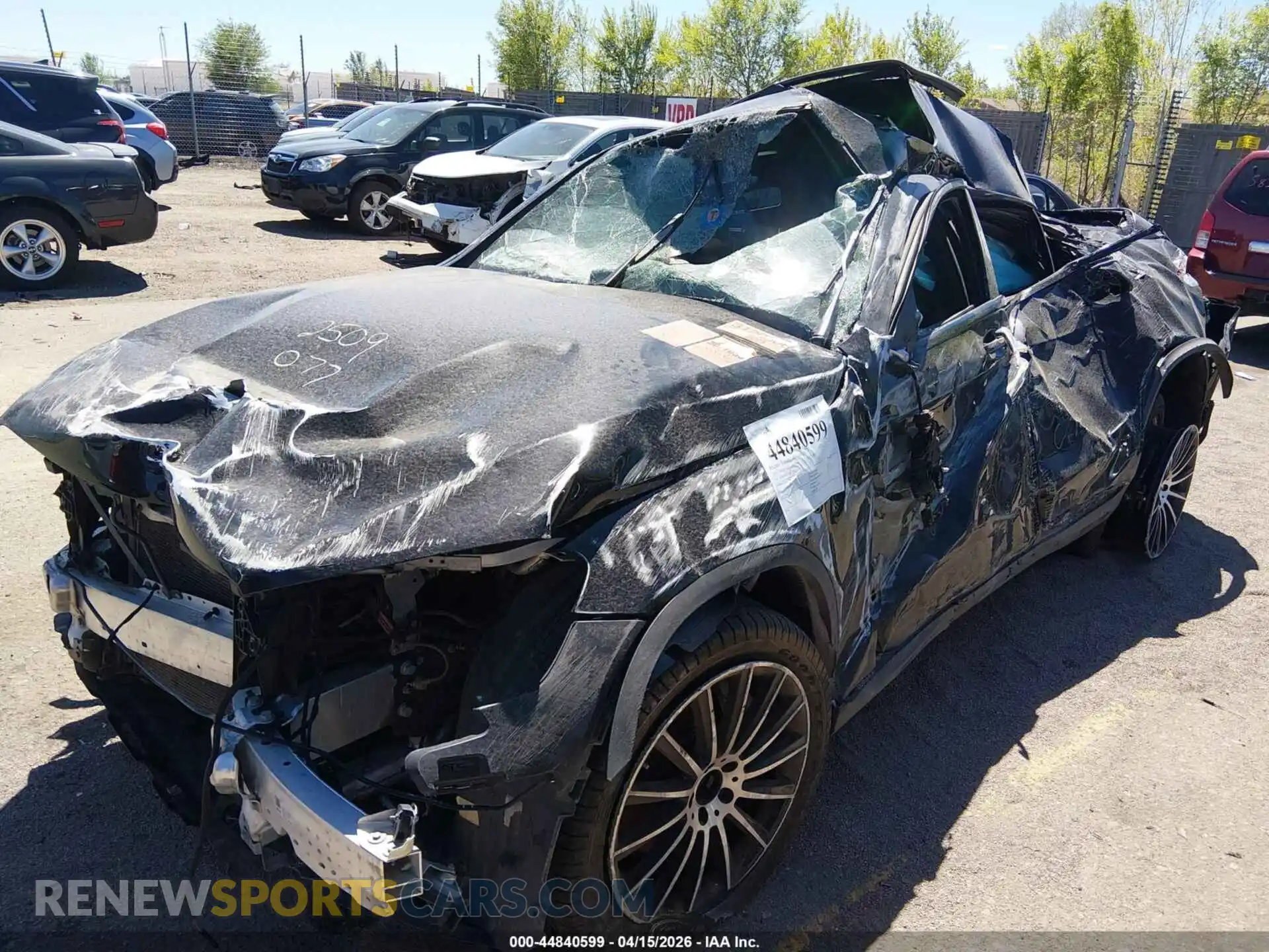 2 Photograph of a damaged car W1N0J8EB1PG133401 MERCEDES-BENZ GLC 300 2023