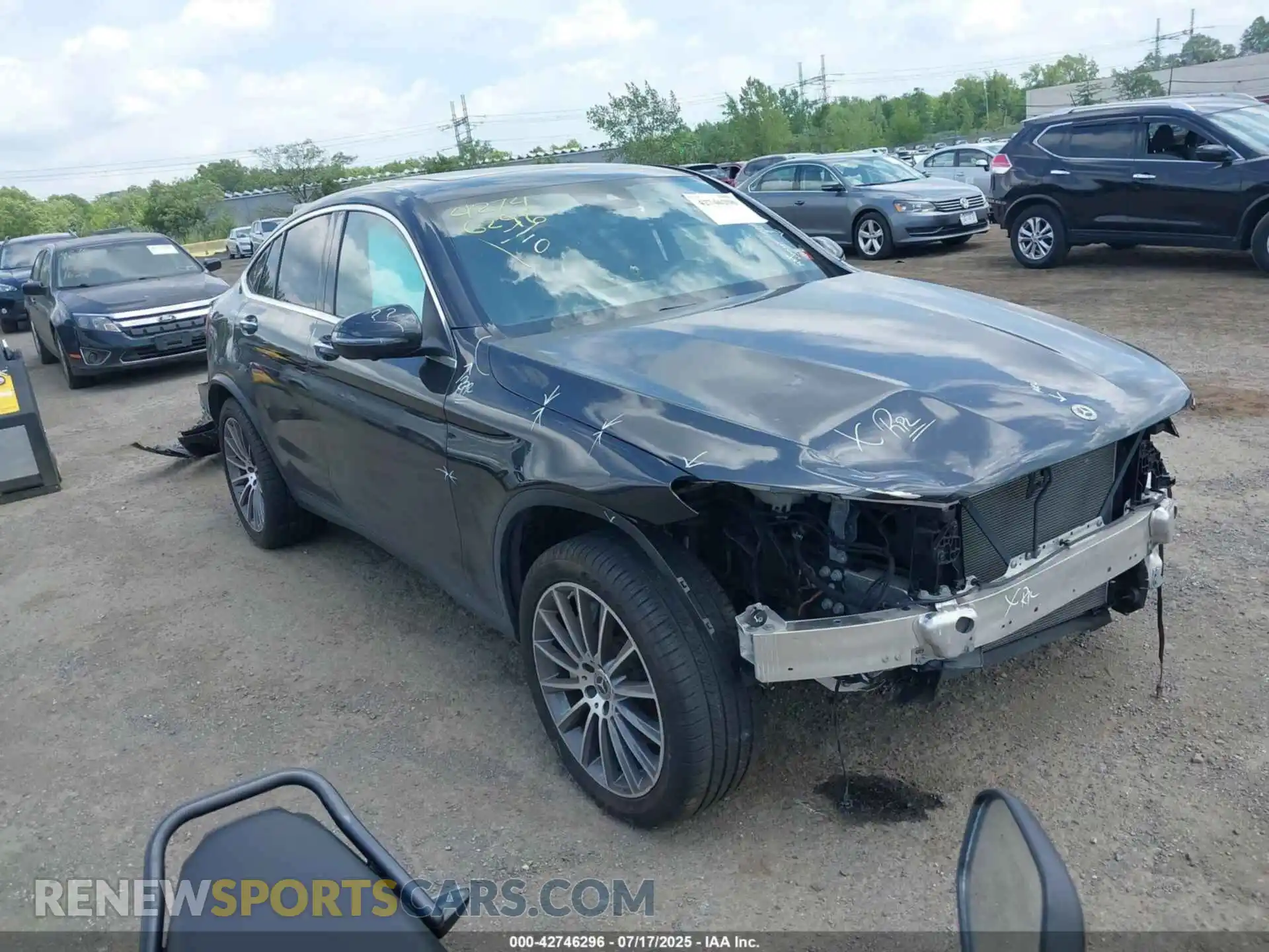 1 Photograph of a damaged car W1N0J8EB1PG163756 MERCEDES-BENZ GLC 300 2023