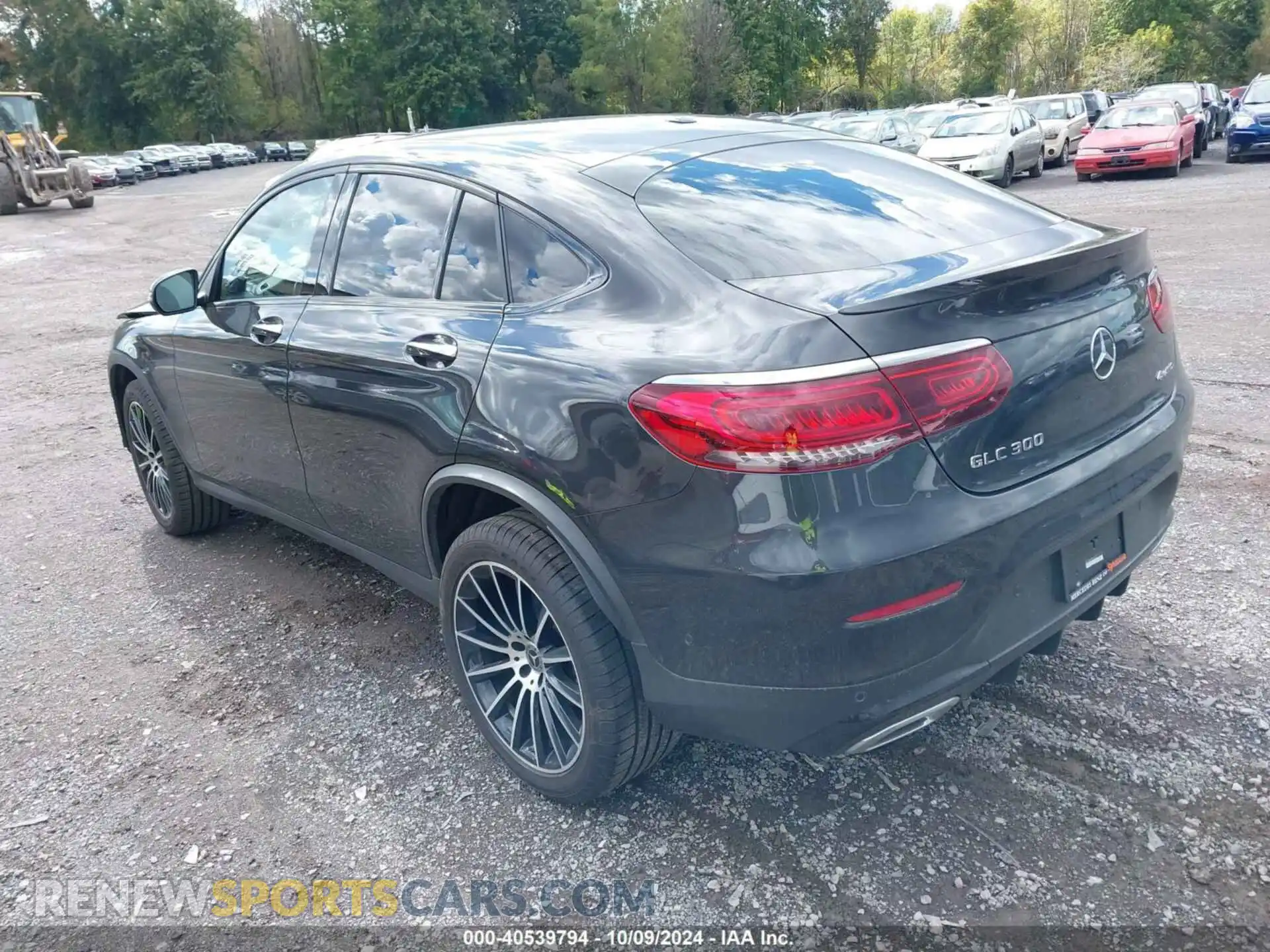 3 Photograph of a damaged car W1N0J8EB2PG162227 MERCEDES-BENZ GLC 300 2023