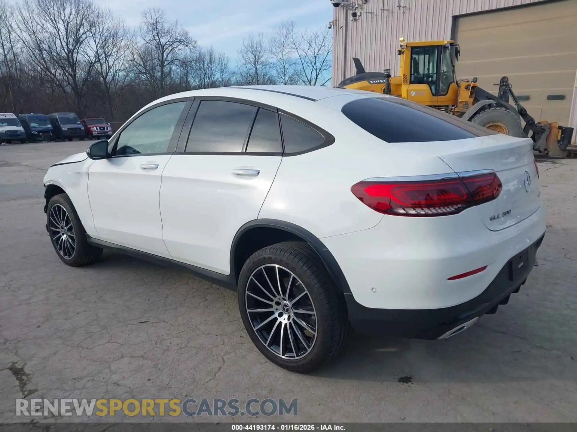 3 Photograph of a damaged car W1N0J8EB2PG163698 MERCEDES-BENZ GLC 300 2023