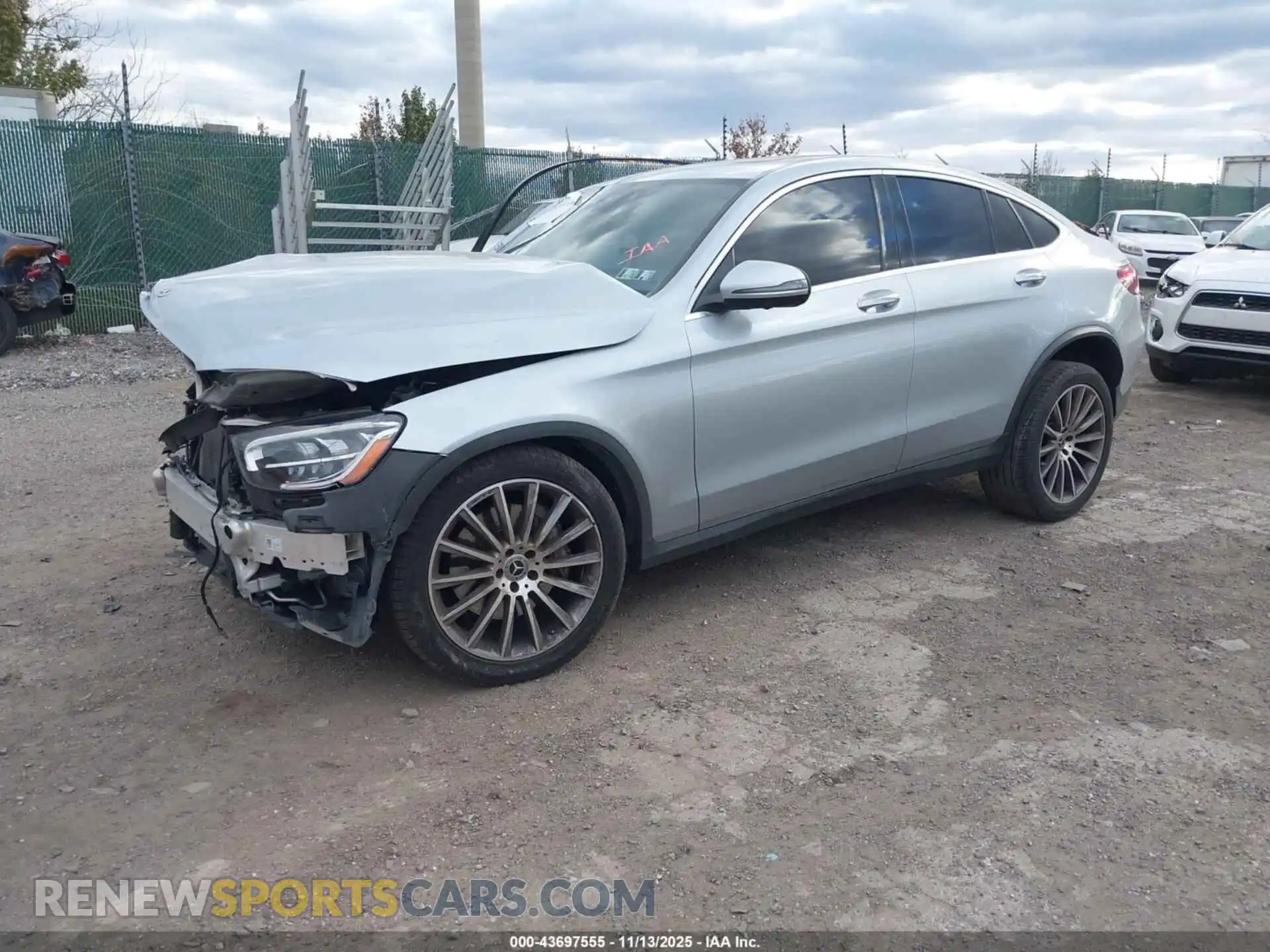 2 Photograph of a damaged car W1N0J8EB4PG128290 MERCEDES-BENZ GLC 300 2023