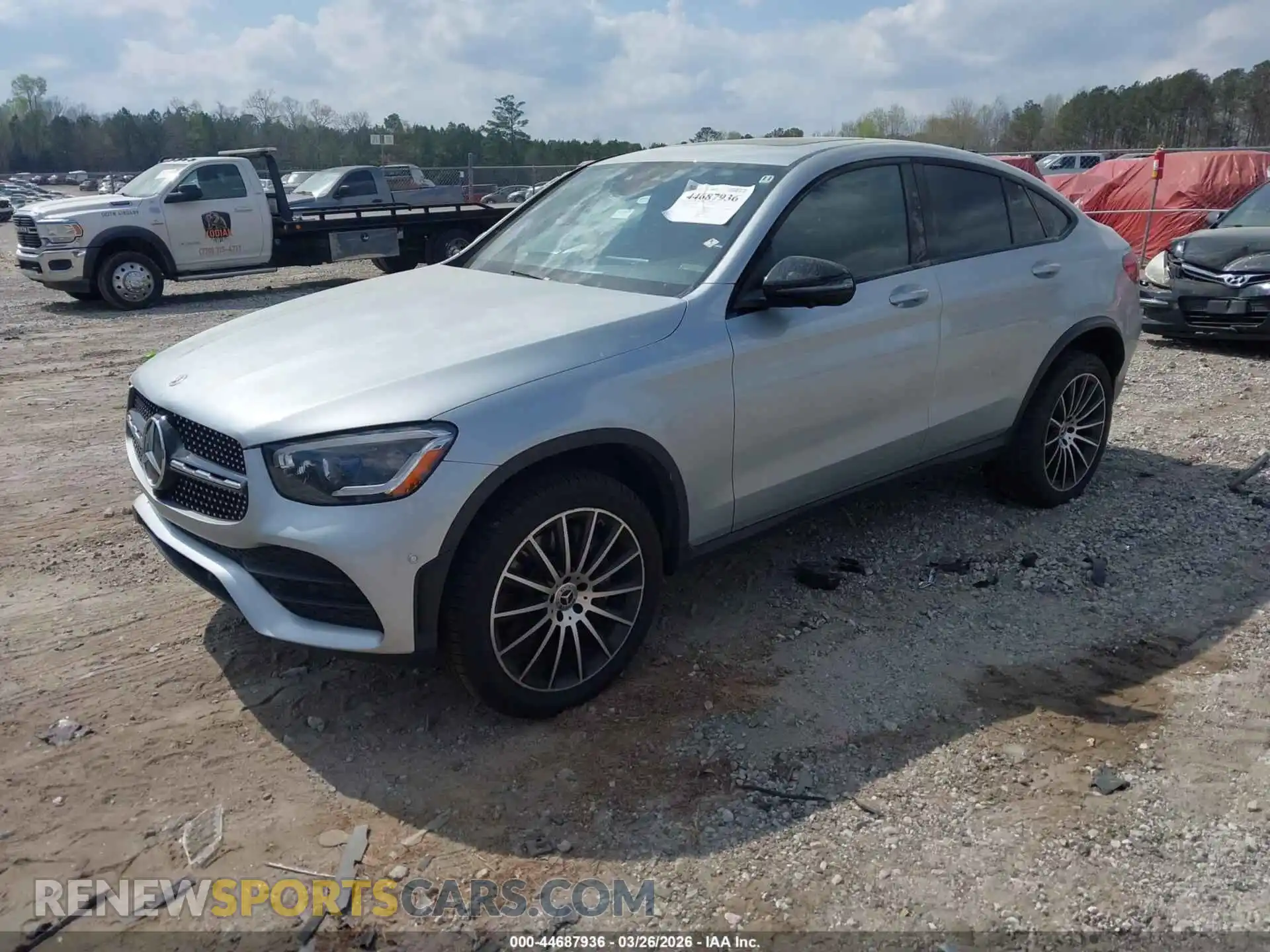 2 Photograph of a damaged car W1N0J8EB7PG141924 MERCEDES-BENZ GLC 300 2023