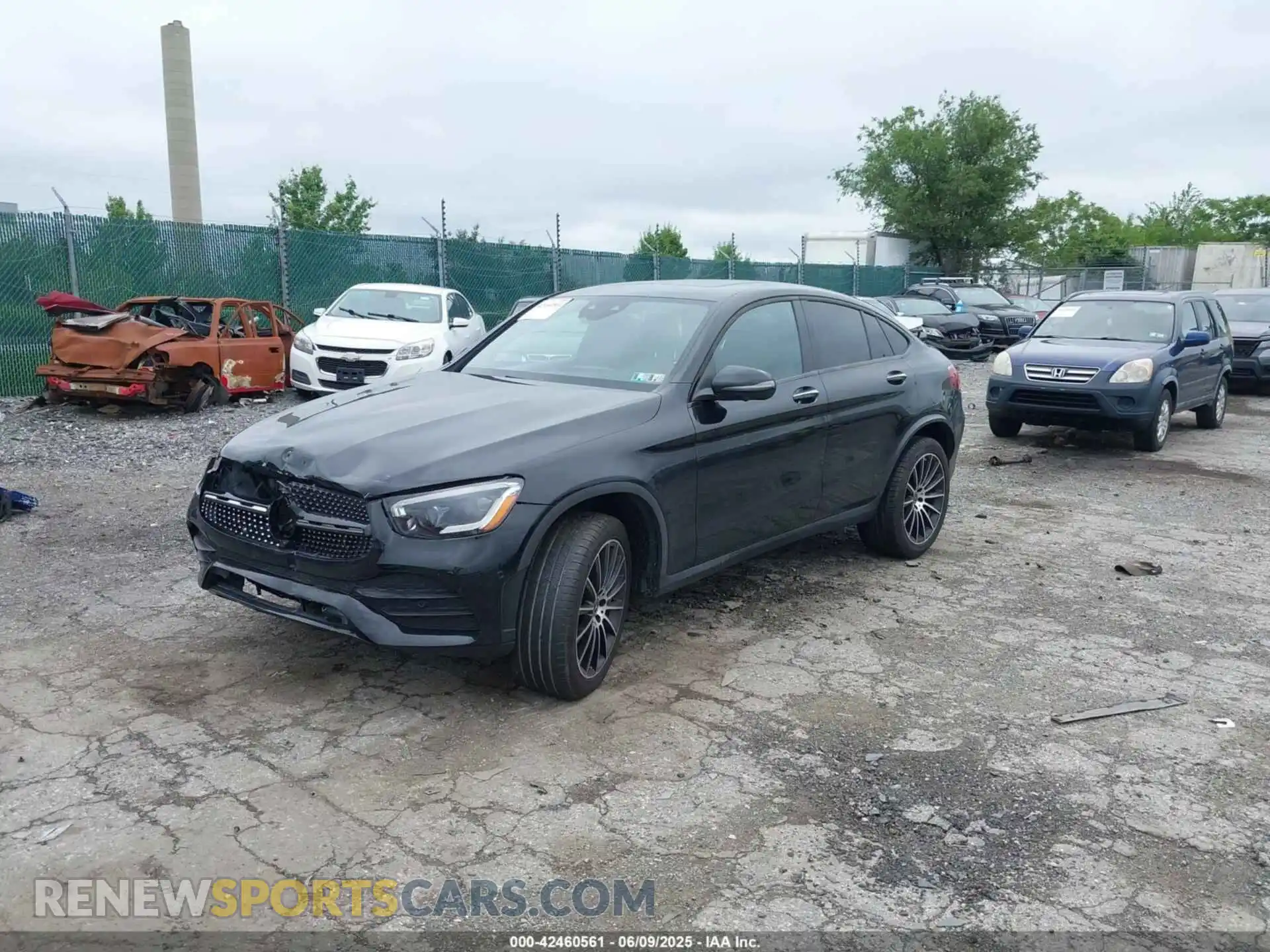 2 Photograph of a damaged car W1N0J8EB8PG149045 MERCEDES-BENZ GLC 300 2023