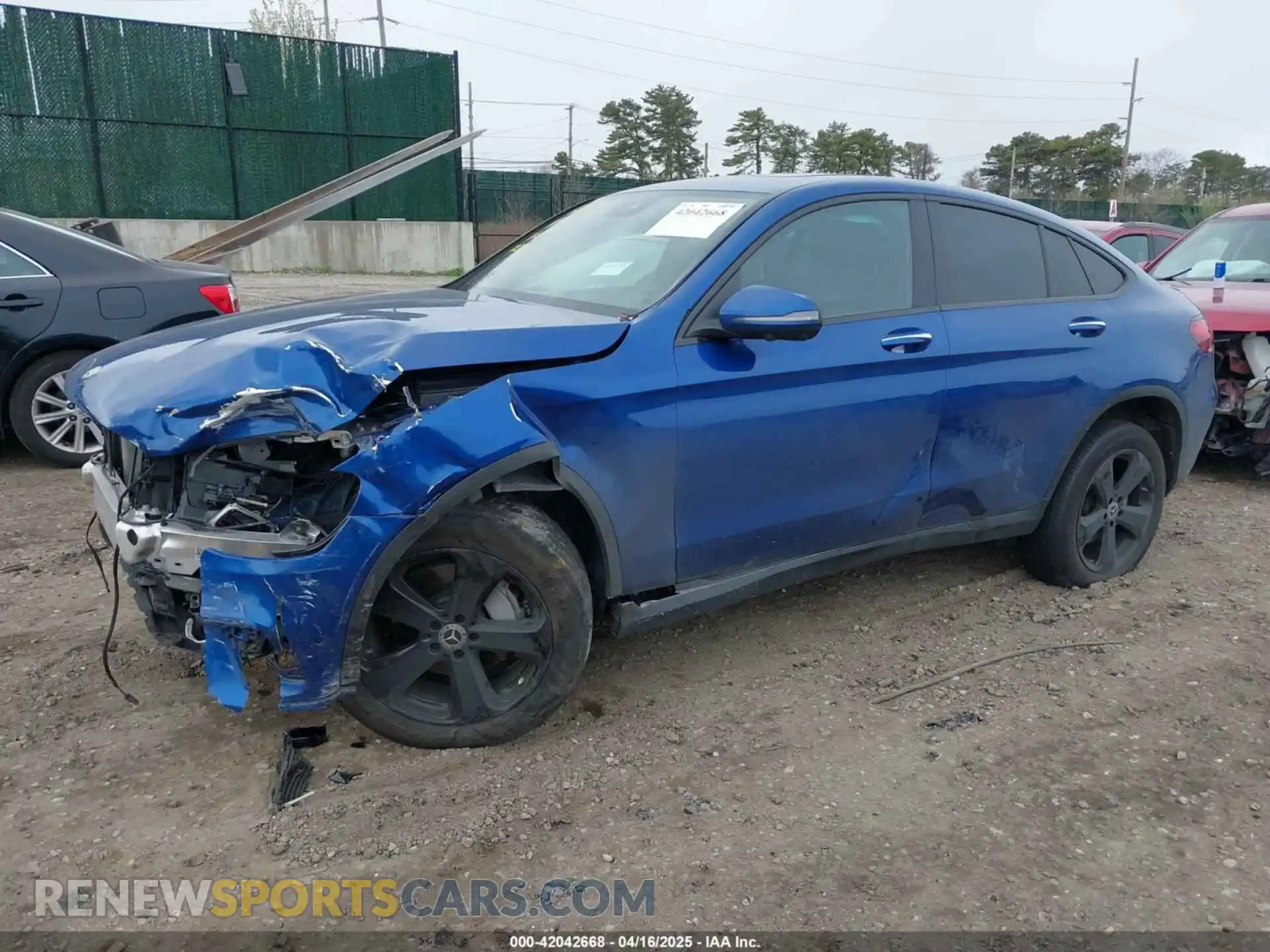 2 Photograph of a damaged car W1N0J8EB8PG152804 MERCEDES-BENZ GLC 300 2023