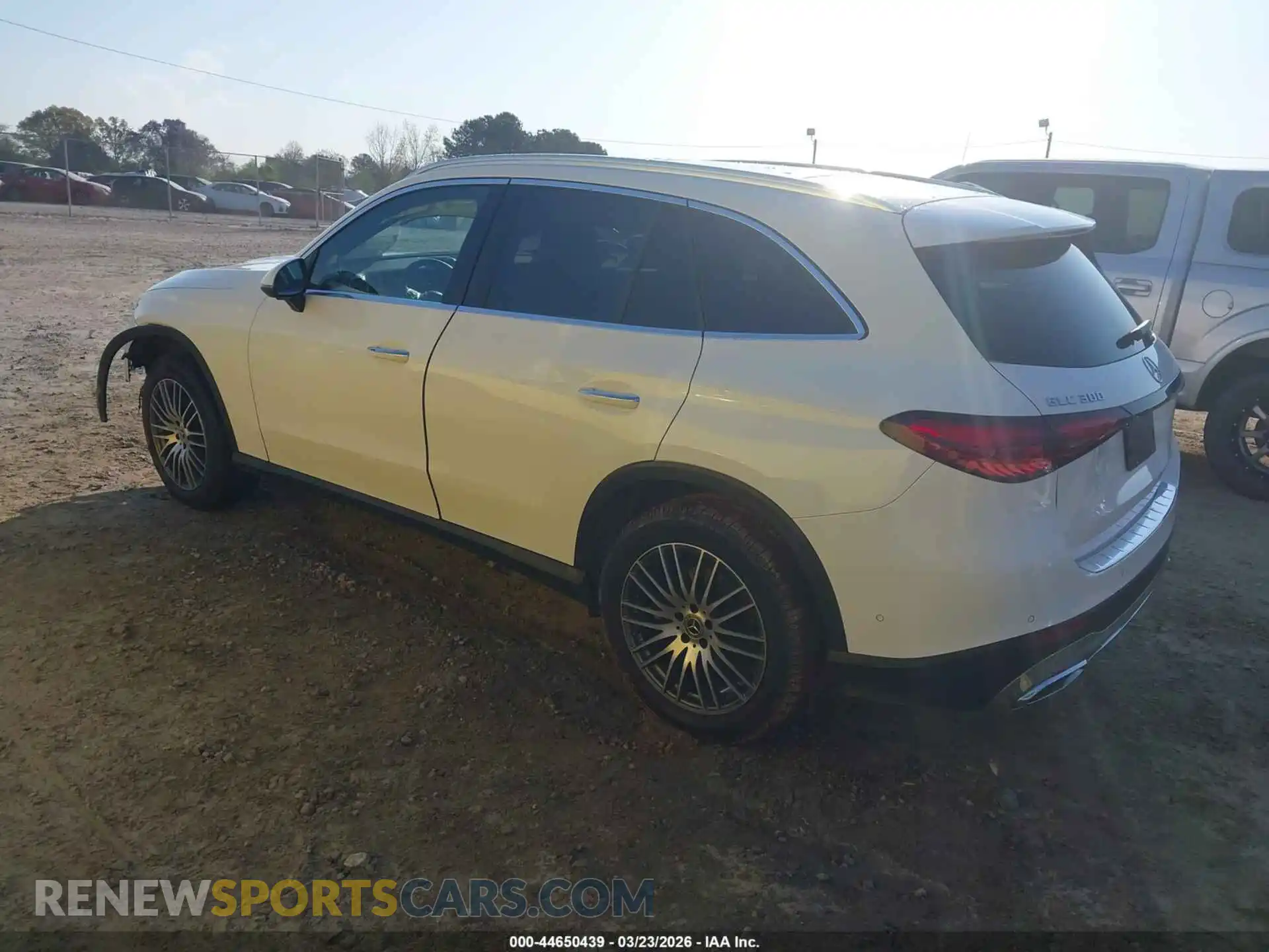 3 Photograph of a damaged car W1NKM4GB7PF025859 MERCEDES-BENZ GLC 300 2023