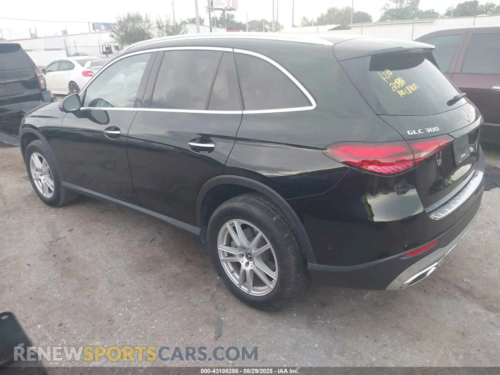 3 Photograph of a damaged car W1NKM4GB9PF023451 MERCEDES-BENZ GLC 300 2023