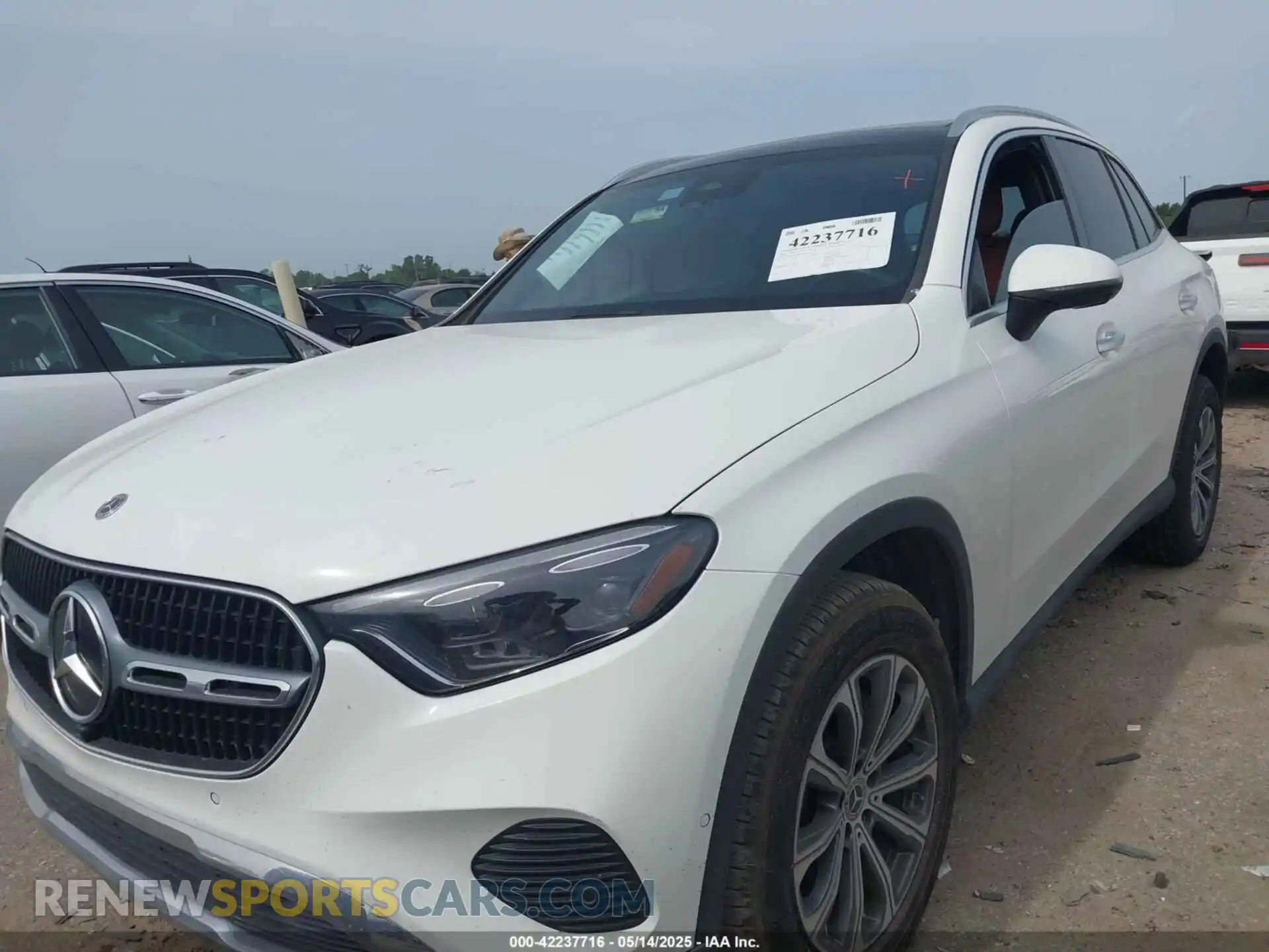2 Photograph of a damaged car W1NKM4GB9PU019119 MERCEDES-BENZ GLC 300 2023