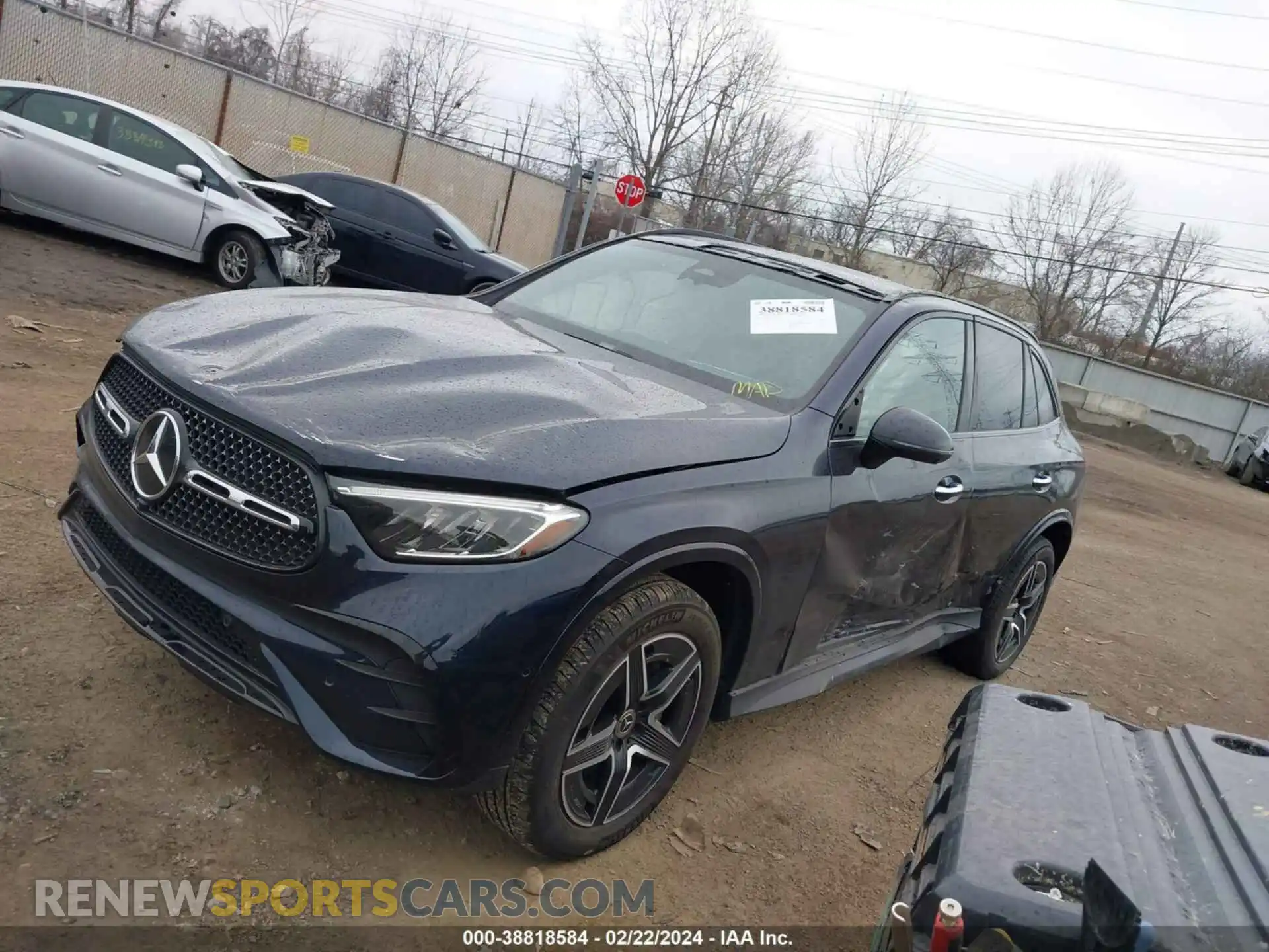 2 Photograph of a damaged car W1NKM4HB1PF024298 MERCEDES-BENZ GLC 300 2023