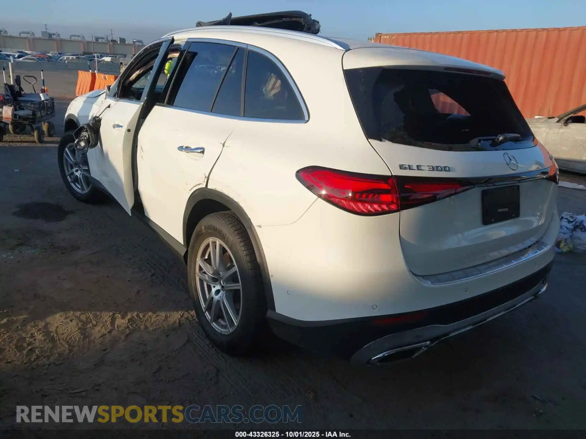 3 Photograph of a damaged car W1NKM4HB2PF027761 MERCEDES-BENZ GLC 300 2023