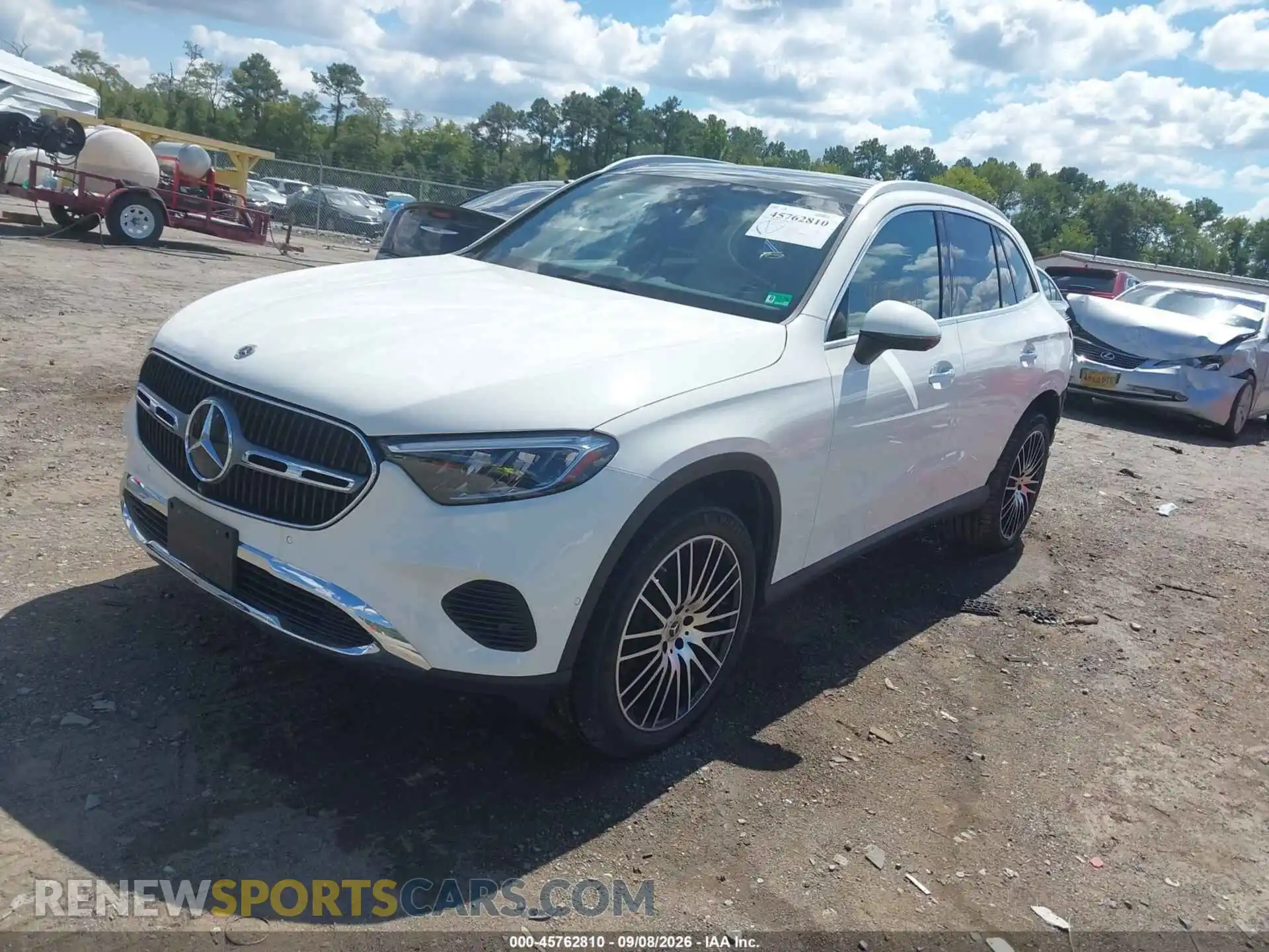 2 Photograph of a damaged car W1NKM4HB4PU026347 MERCEDES-BENZ GLC 300 2023