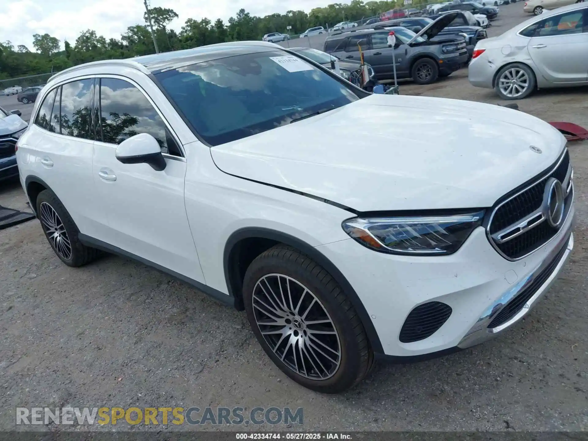 1 Photograph of a damaged car W1NKM4HB5PF056901 MERCEDES-BENZ GLC 300 2023