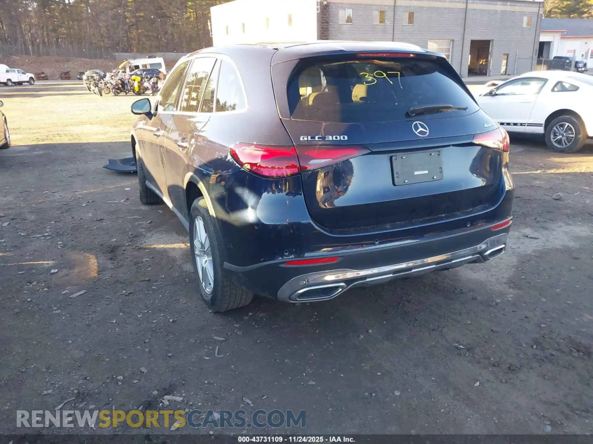 3 Photograph of a damaged car W1NKM4HB6PF053425 MERCEDES-BENZ GLC 300 2023