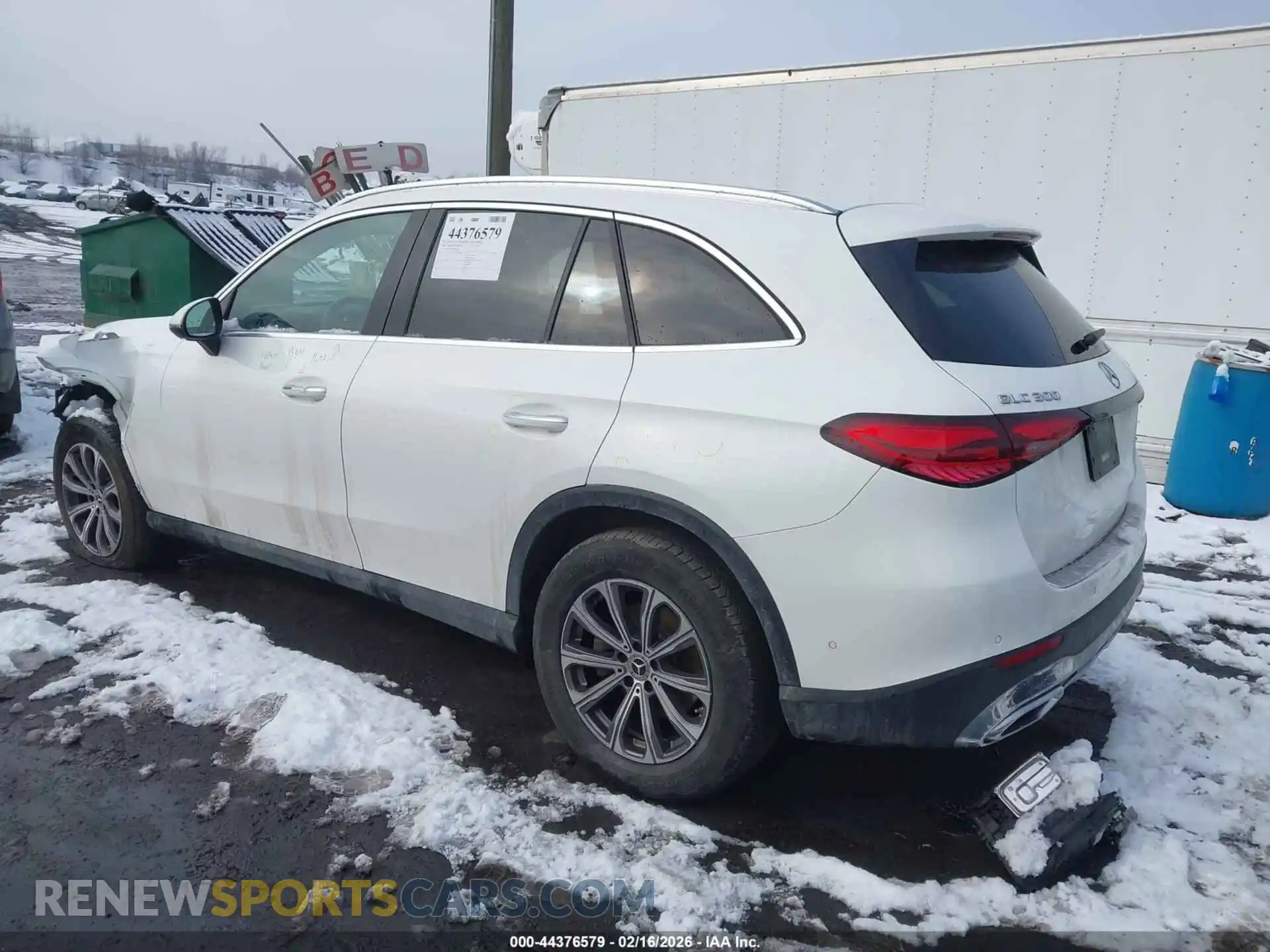 3 Photograph of a damaged car W1NKM4HB8PF057878 MERCEDES-BENZ GLC 300 2023