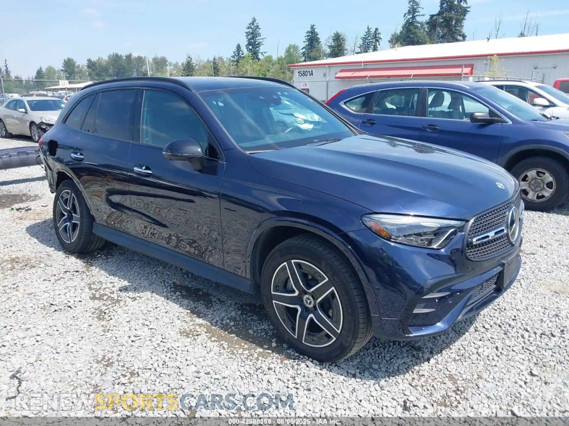 1 Photograph of a damaged car W1NKM4HB8PF057976 MERCEDES-BENZ GLC 300 2023