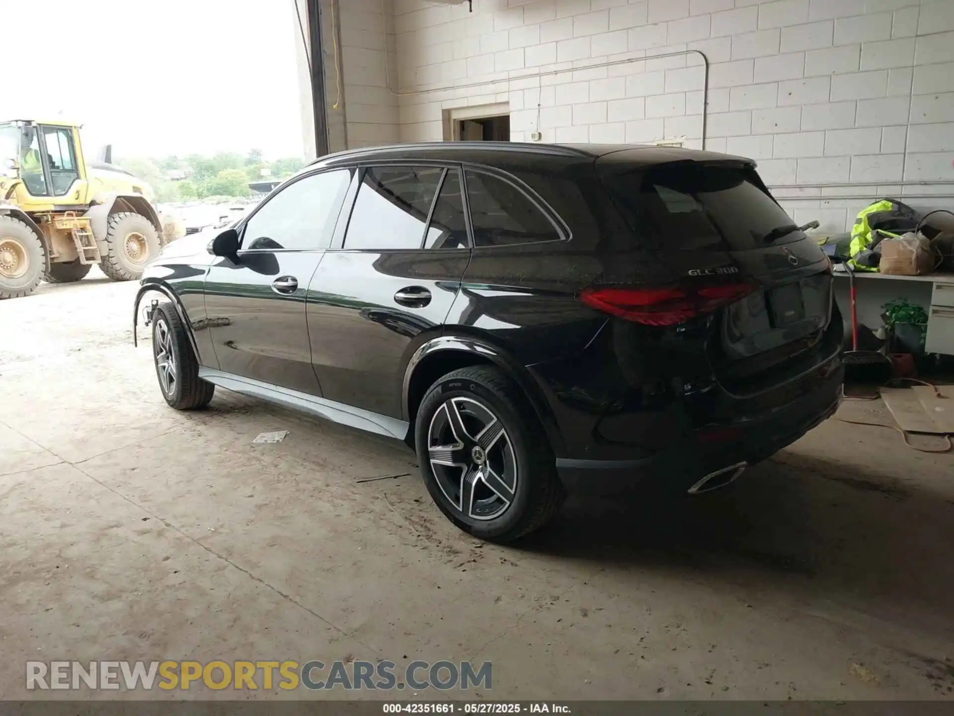 3 Photograph of a damaged car W1NKM4HB9PF029037 MERCEDES-BENZ GLC 300 2023