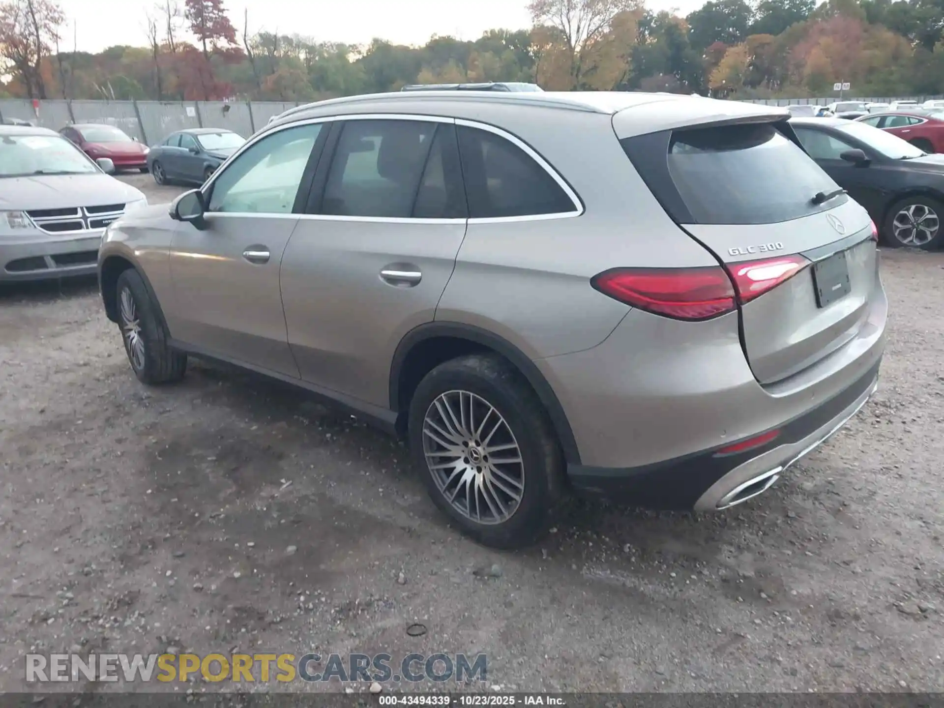 3 Photograph of a damaged car W1NKM4HB9PU018809 MERCEDES-BENZ GLC 300 2023