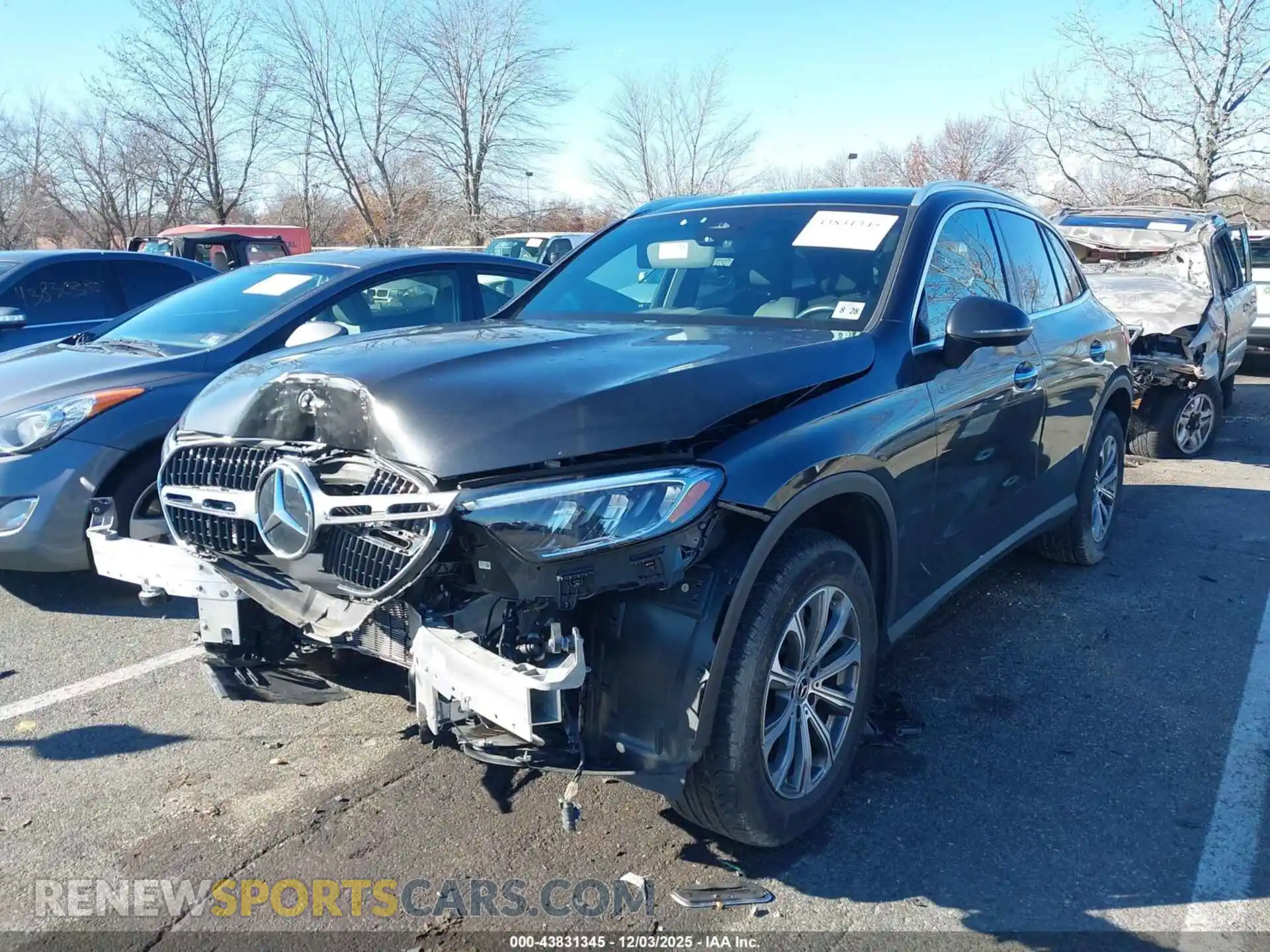 2 Photograph of a damaged car W1NKM4HB9PU031754 MERCEDES-BENZ GLC 300 2023