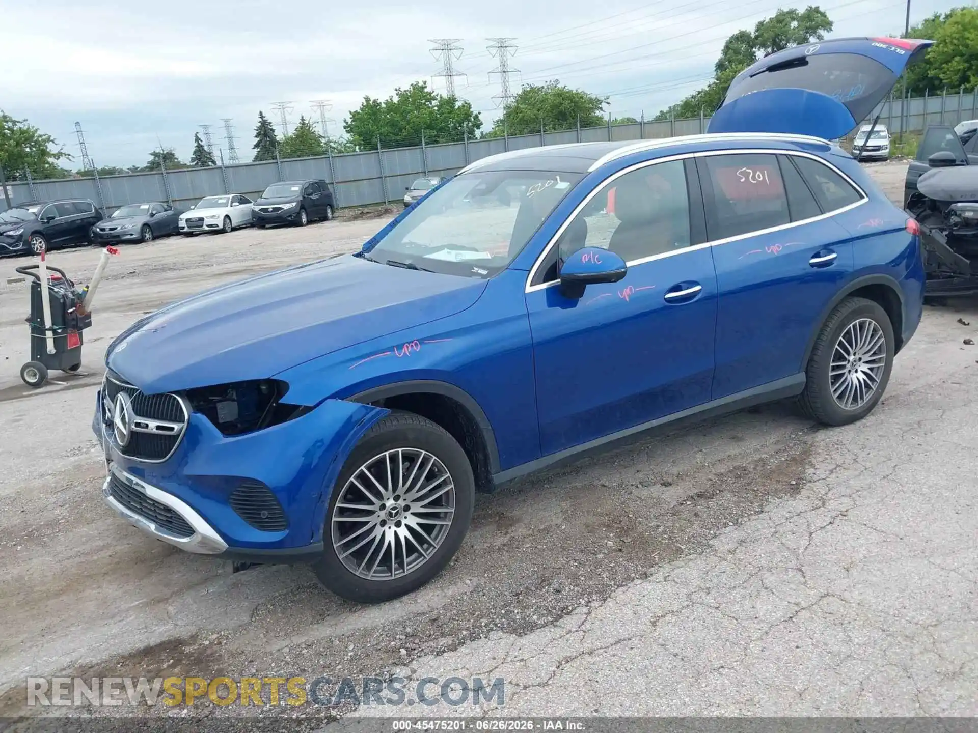 2 Photograph of a damaged car W1NKM4HB9PU034170 MERCEDES-BENZ GLC 300 2023