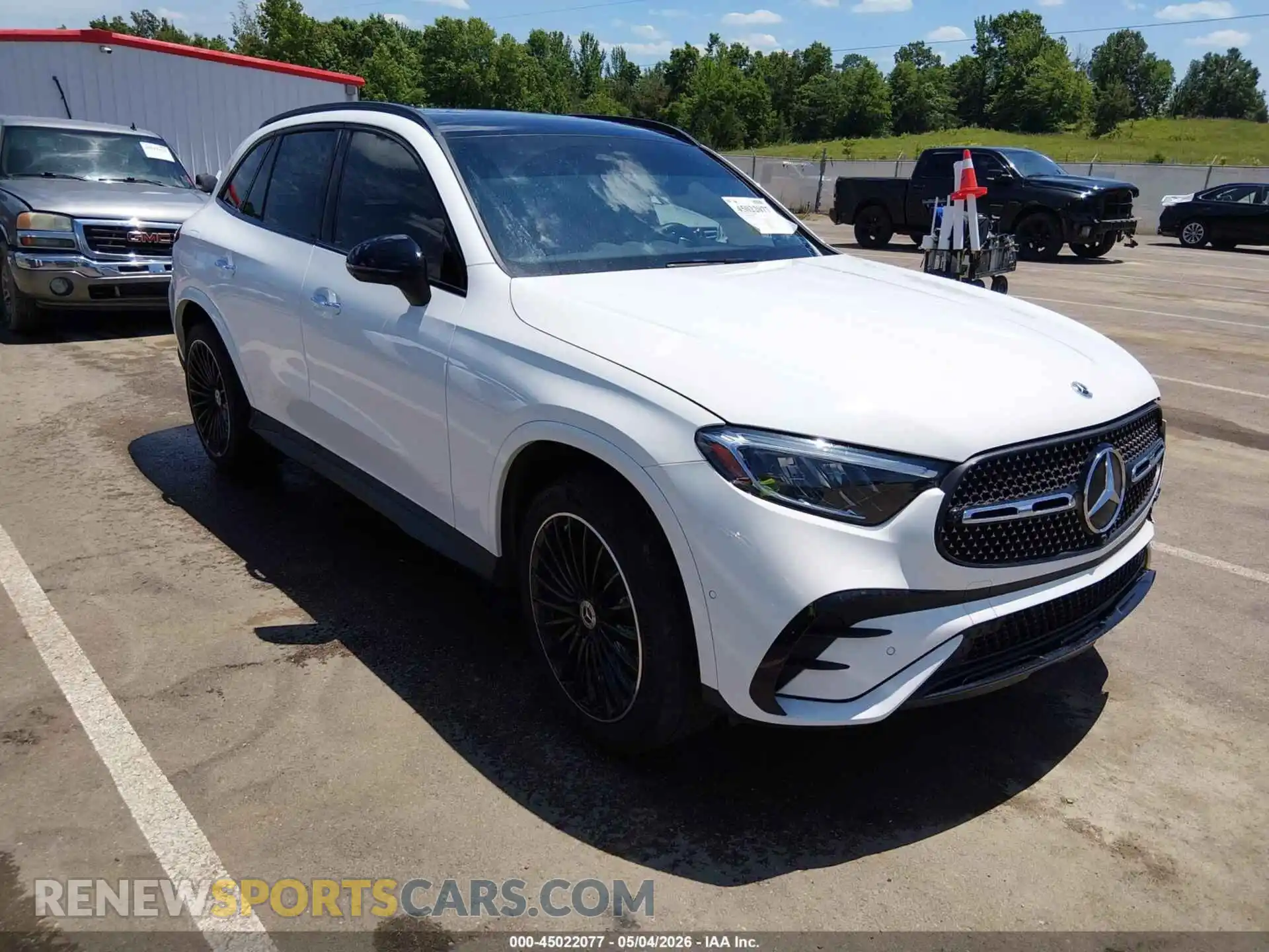 1 Фотография поврежденного автомобиля W1NKM4HB4RF193685 MERCEDES-BENZ GLC 300 2024