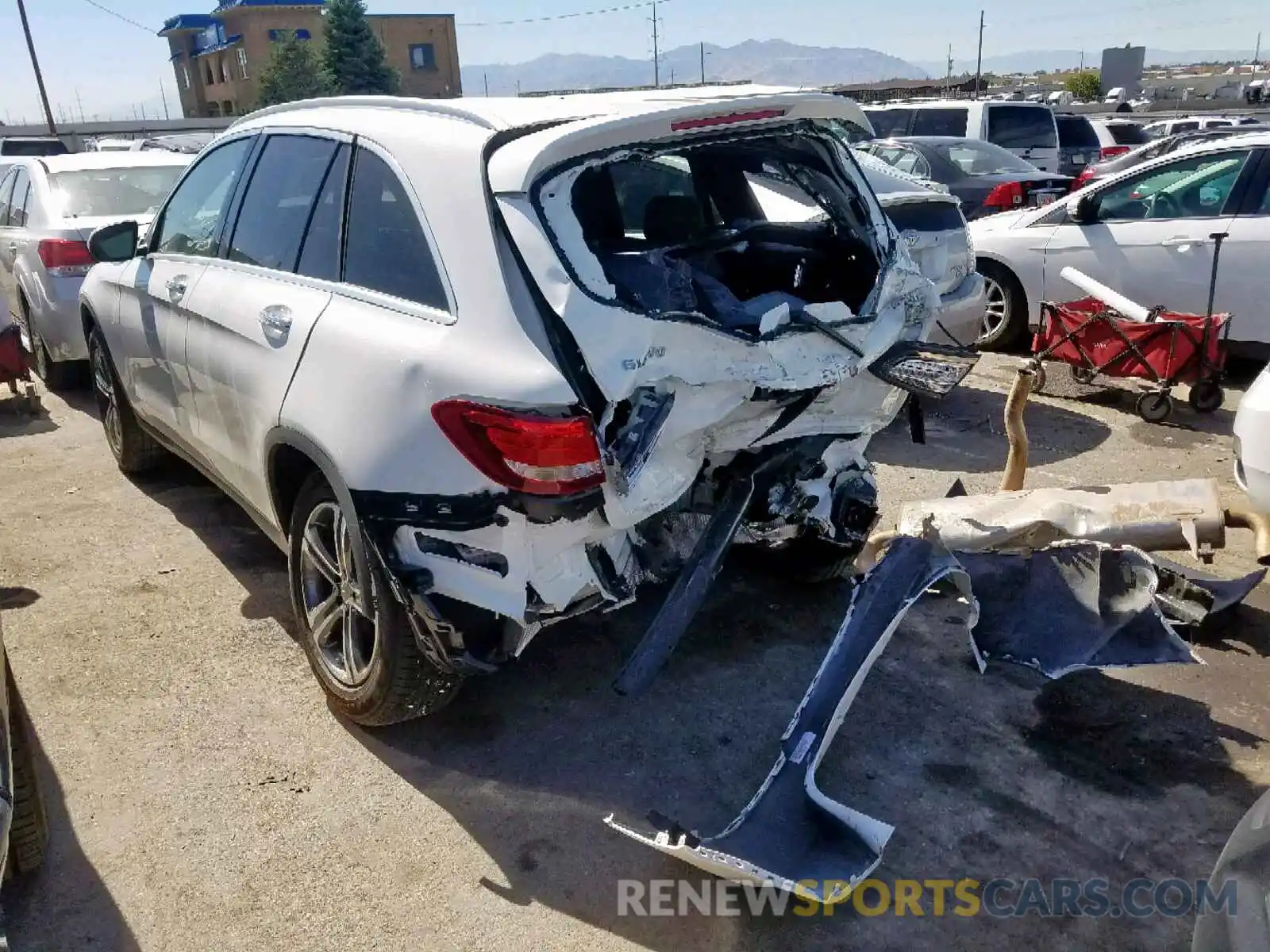 3 Photograph of a damaged car WDC0G4KB0KV153267 MERCEDES-BENZ GLC 300 4M 2019