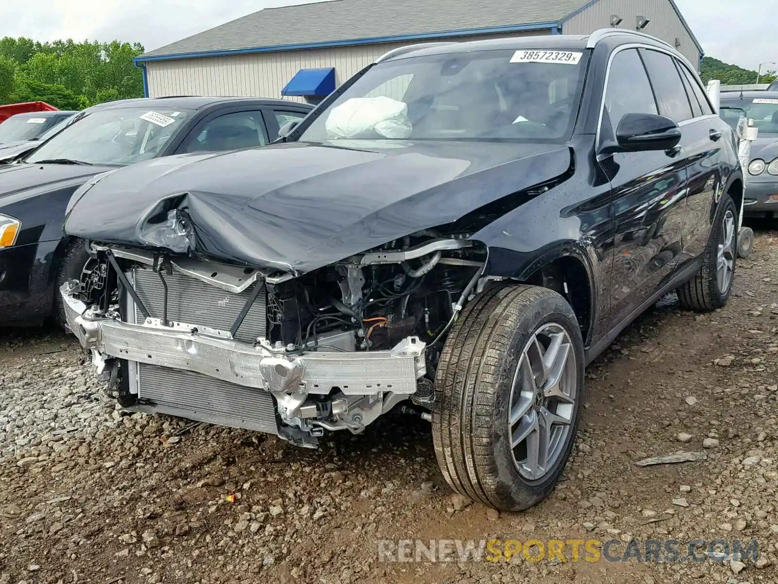 2 Photograph of a damaged car WDC0G4KB5KF592779 MERCEDES-BENZ GLC 300 4M 2019