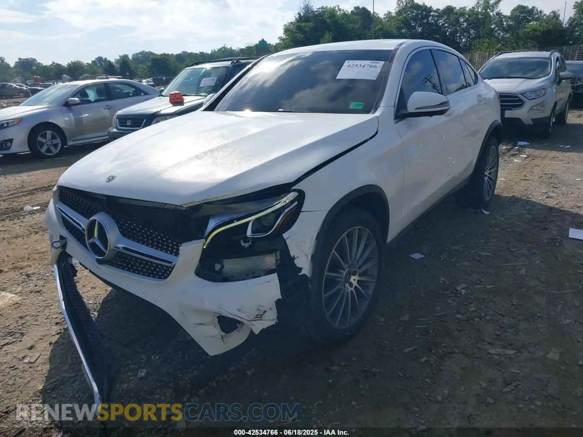 2 fotografías del automóvil dañado WDC0J4KB5KF569665 MERCEDES-BENZ GLC 300 COUPE 2019