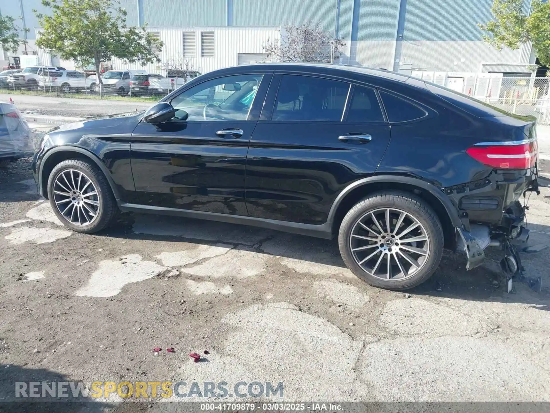 3 fotografías del automóvil dañado WDC0J4KB5KF600462 MERCEDES-BENZ GLC 300 COUPE 2019