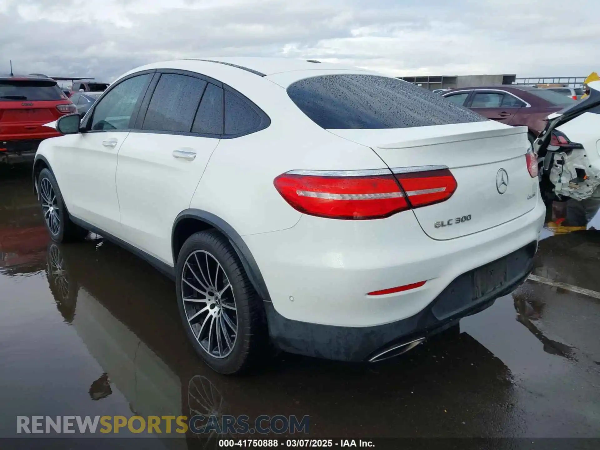 3 fotografías del automóvil dañado WDC0J4KB8KF661904 MERCEDES-BENZ GLC 300 COUPE 2019