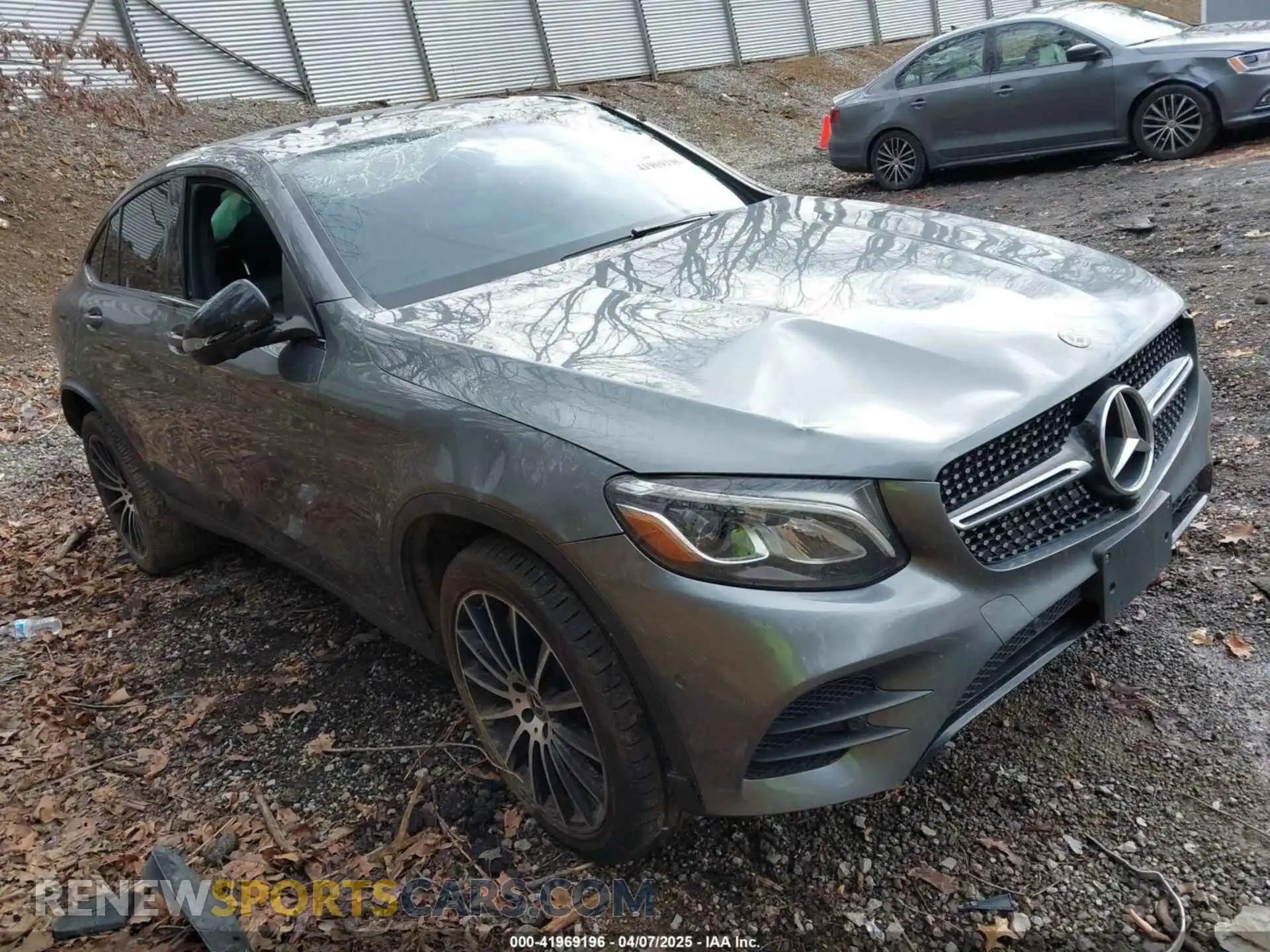 1 fotografías del automóvil dañado WDC0J4KB8KF664639 MERCEDES-BENZ GLC 300 COUPE 2019