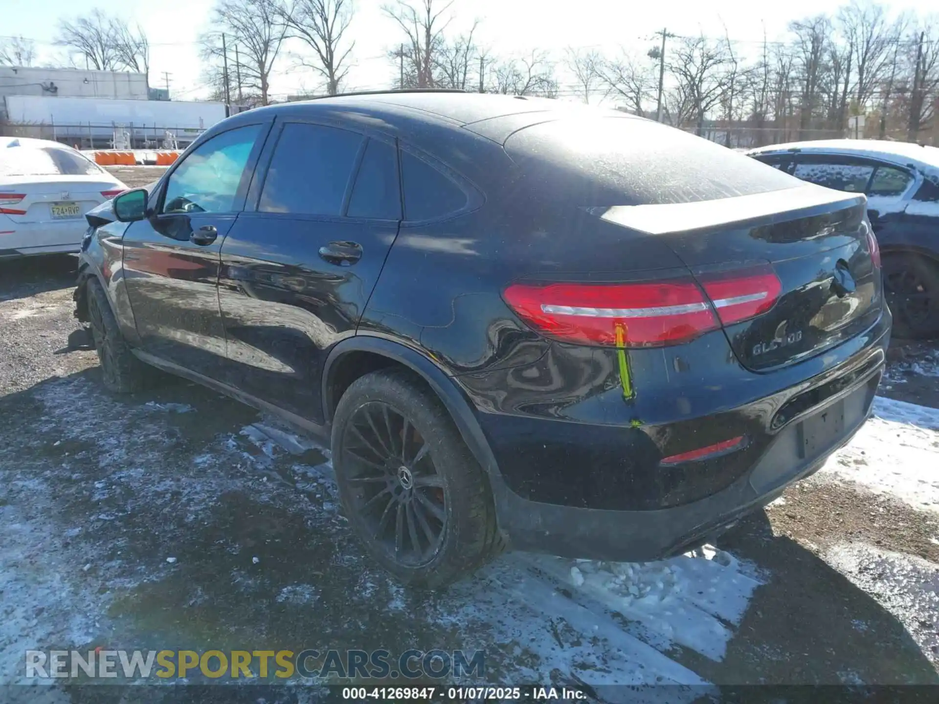 3 fotografías del automóvil dañado WDC0J4KB9KF538435 MERCEDES-BENZ GLC 300 COUPE 2019