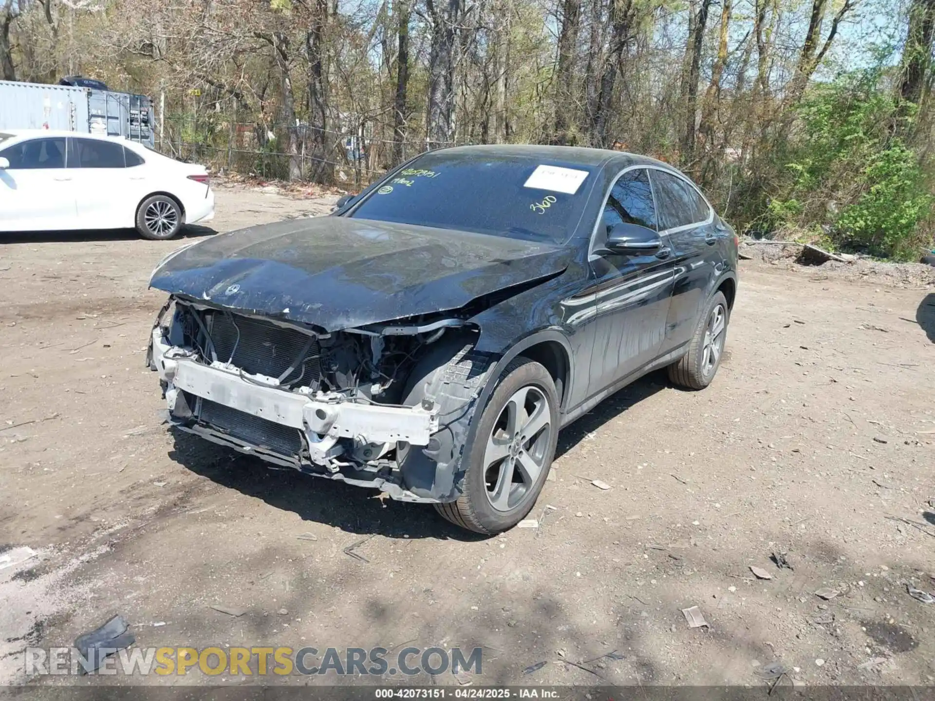 2 fotografías del automóvil dañado WDC0J4KB9KF579356 MERCEDES-BENZ GLC 300 COUPE 2019