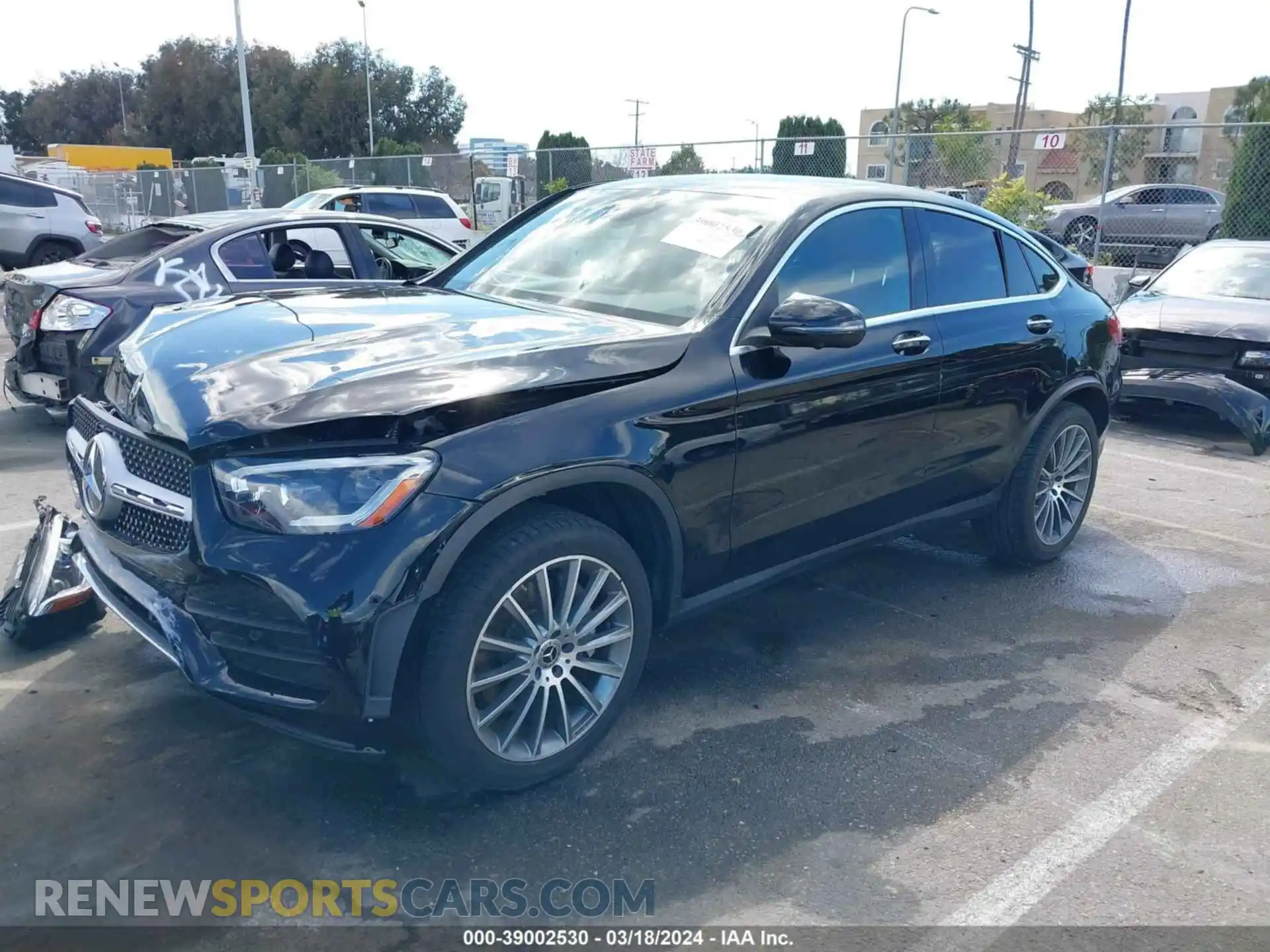 2 Фотография поврежденного автомобиля W1N0J8EB4LF823840 MERCEDES-BENZ GLC 300 COUPE 2020