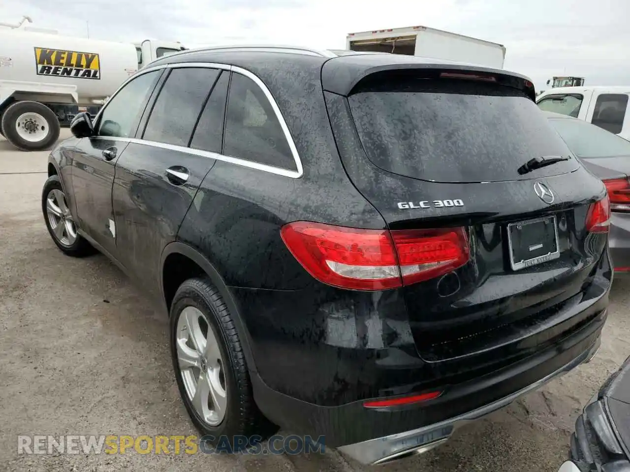 3 Photograph of a damaged car WDC0G4JB7JV026581 MERCEDES-BENZ GLC-CLASS 2018